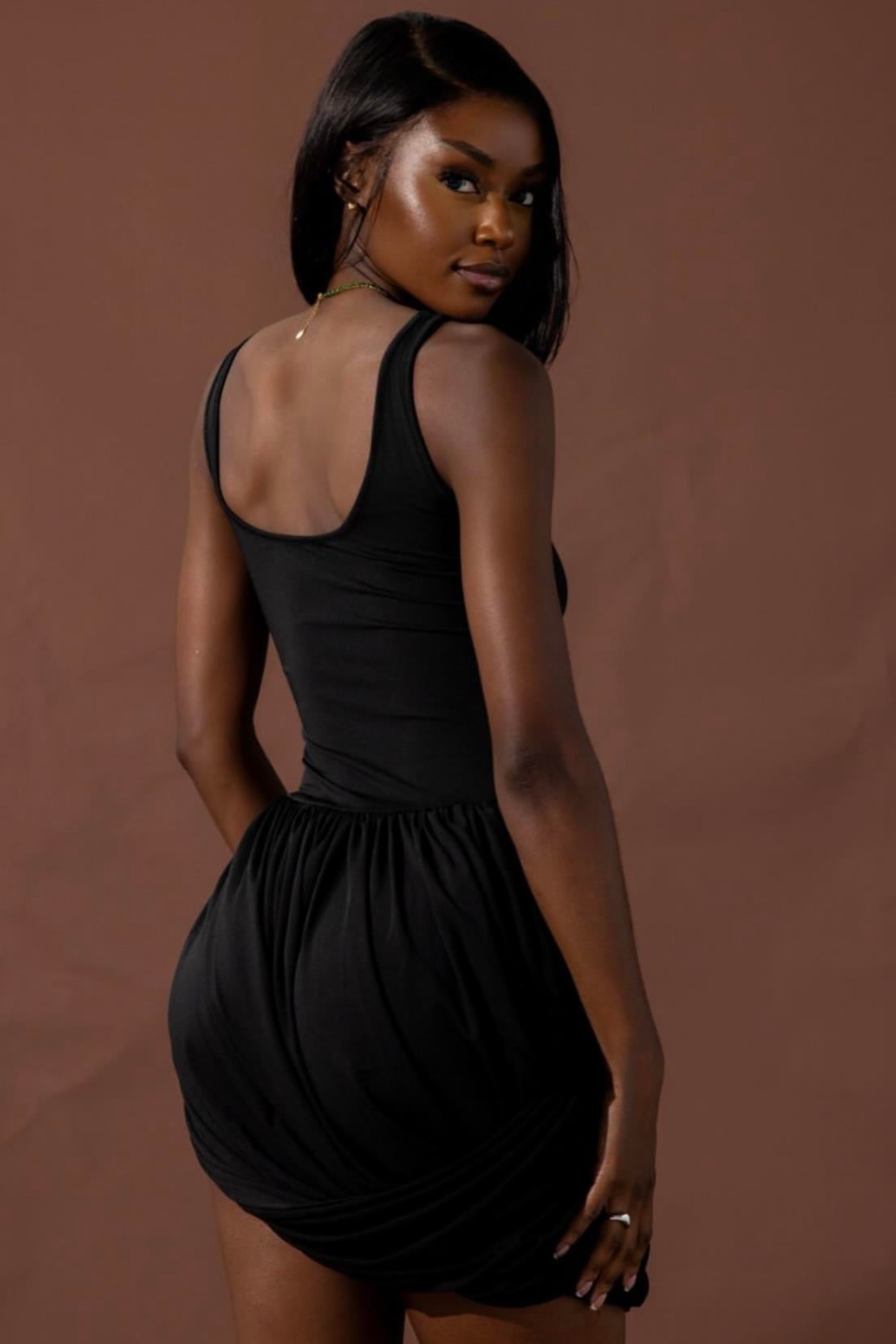 Drape Detaylı Siyah Mini Elbise