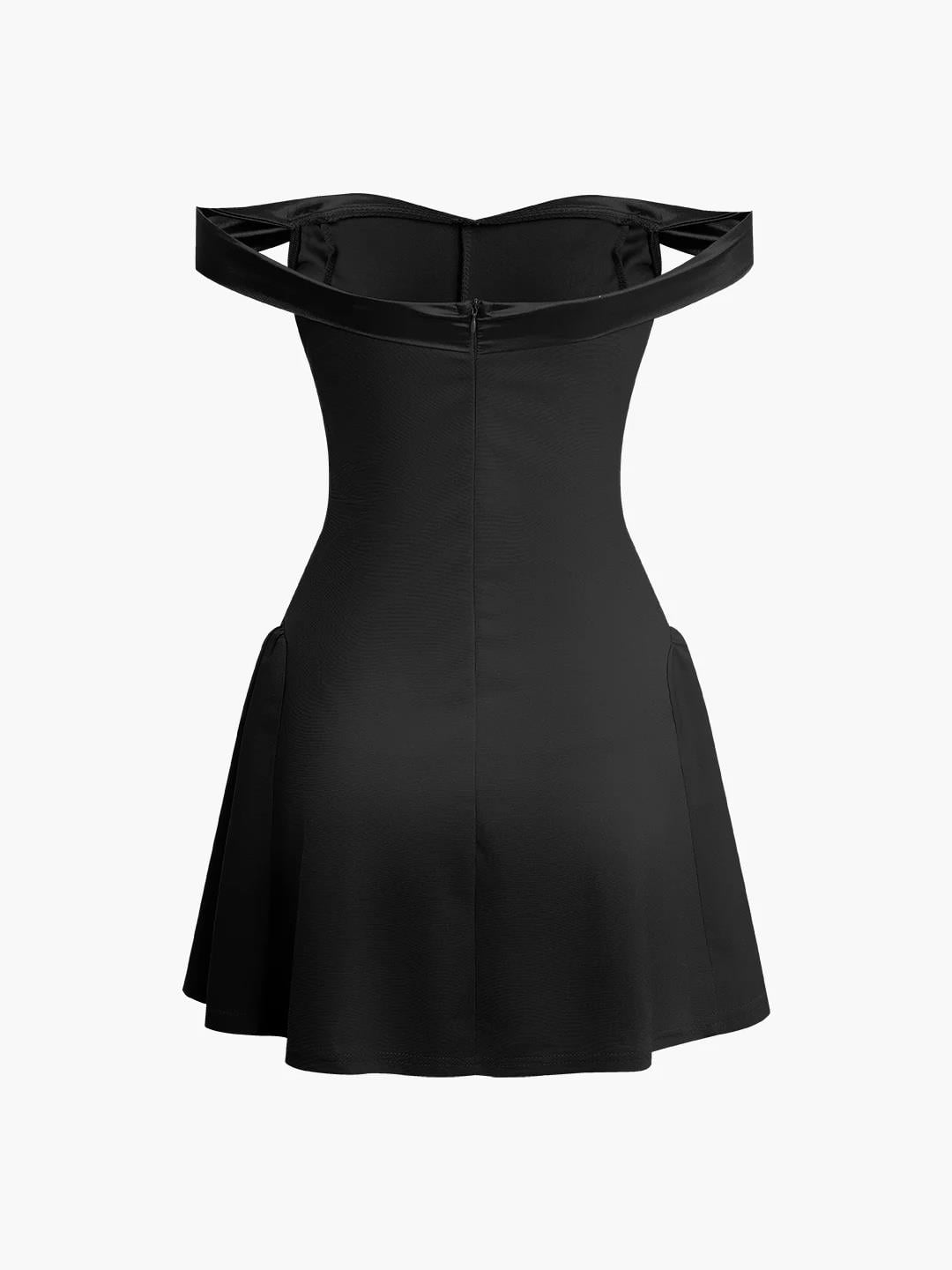 DÜŞÜK OMUZLU PİLELİ MİNİ ELBİSE
