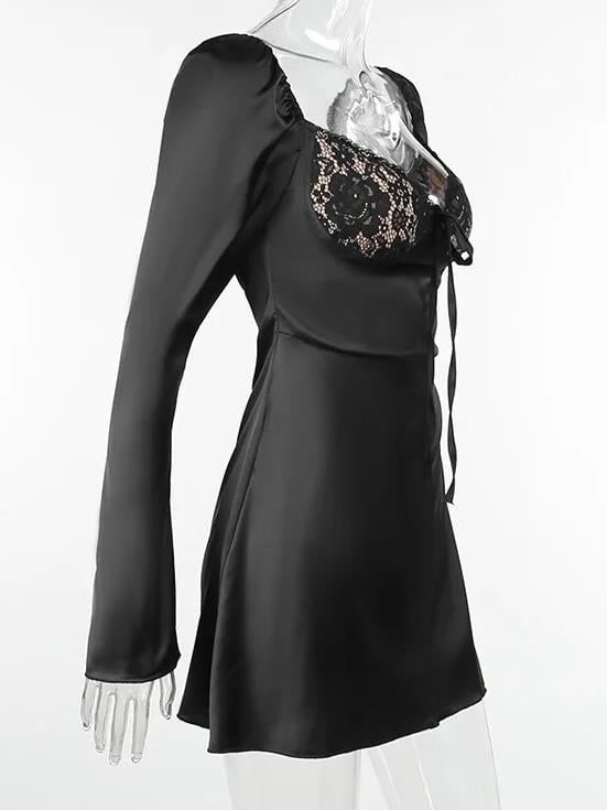 FEMINA UZUN KOLLU DANTEL DETAYLI MİNİ ELBİSE