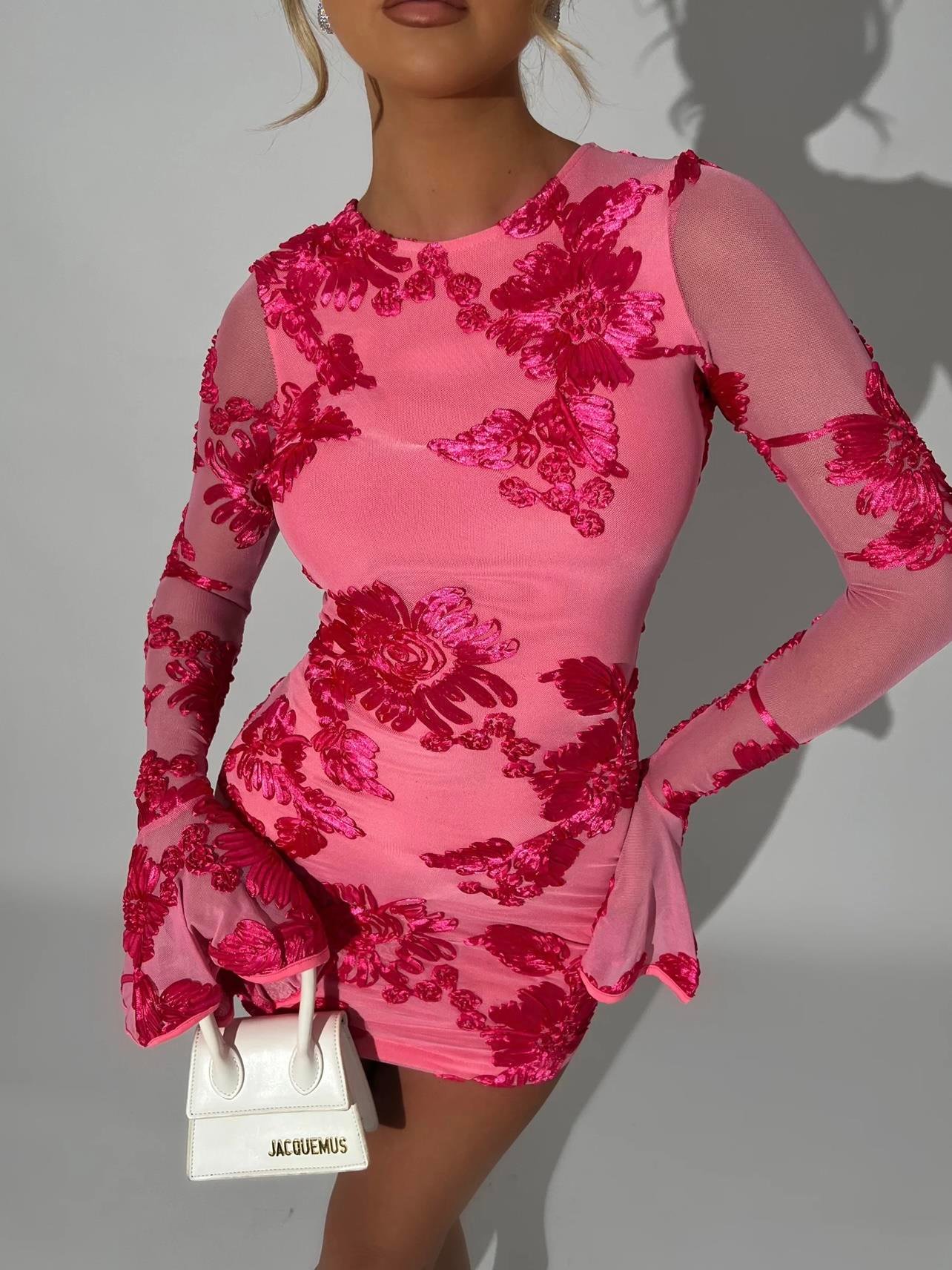 PEMBE ÇİÇEK İŞLEMELİ MİNİ ELBİSE