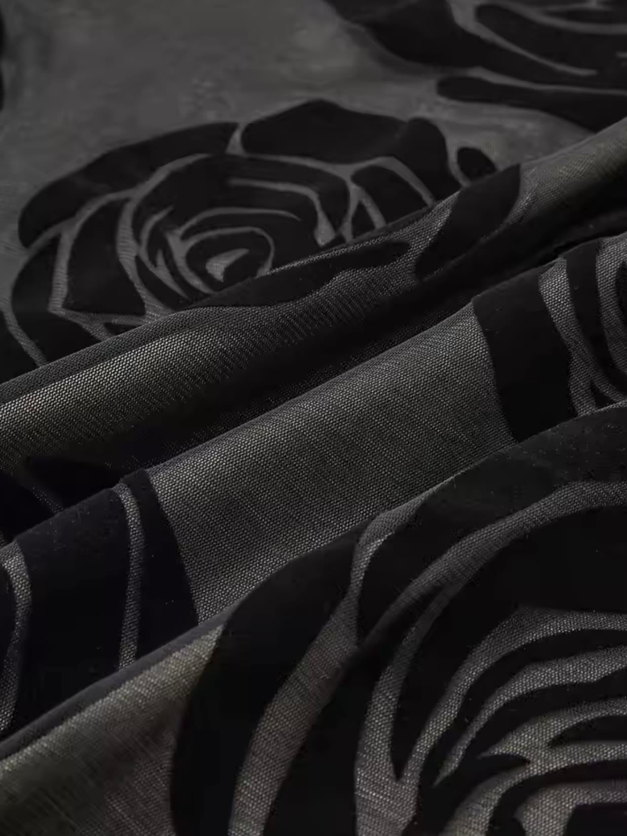 SİYAH GÜL İŞLEMELİ MAXI ELBİSE