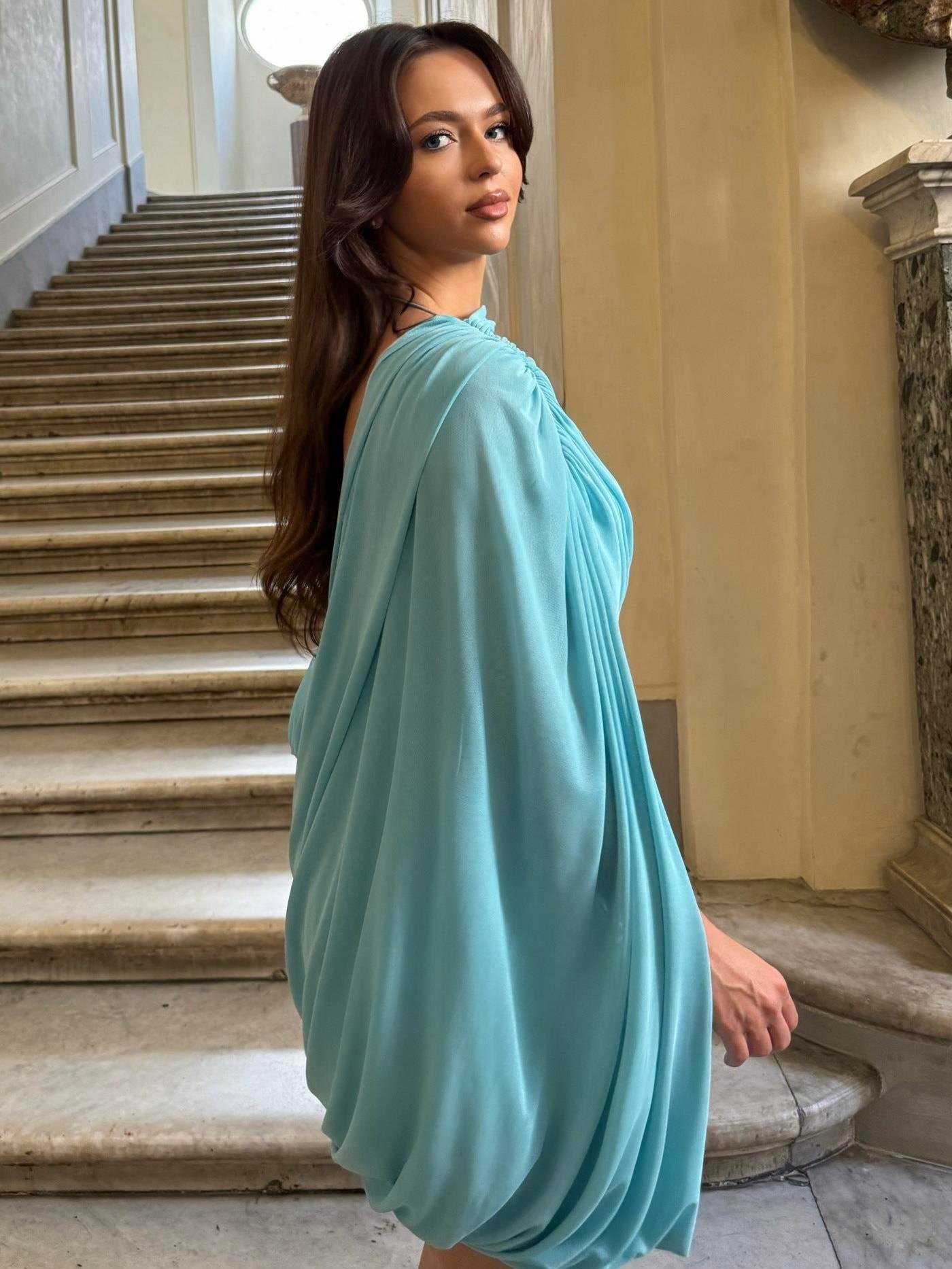 TEK OMUZ DRAPELİ MAVİ MİNİ ELBİSE