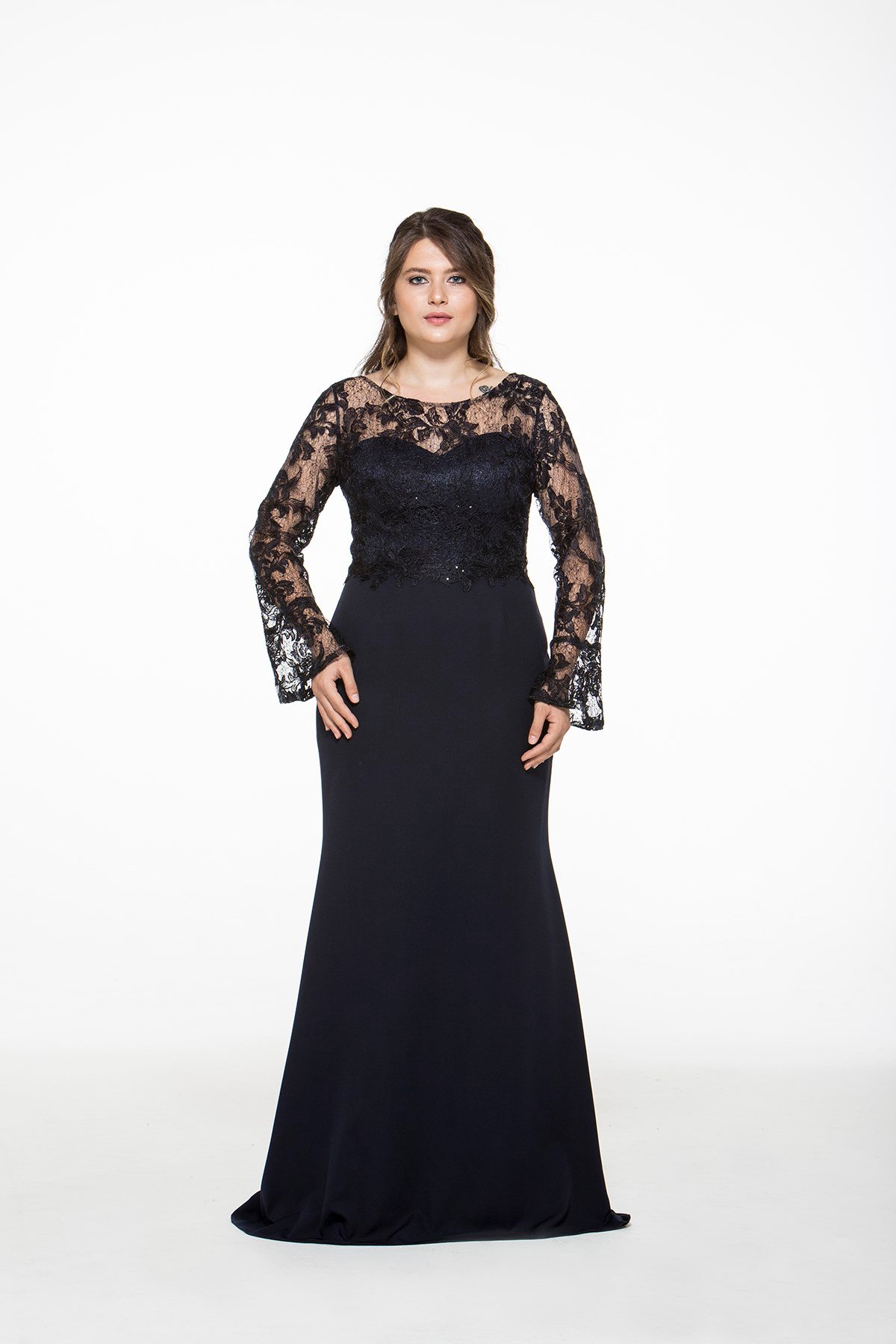 4892CD Üstü Dantel Kolları Valonlu Krep Elbise