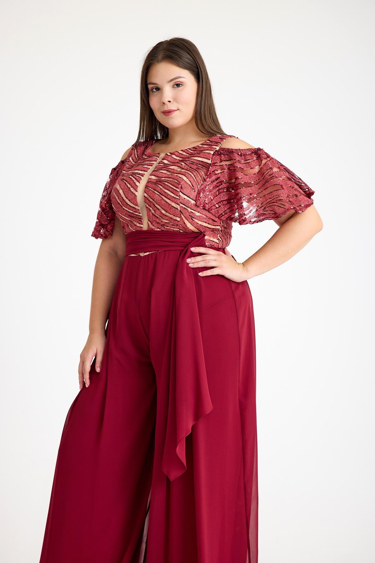 ÜSTÜ DANTEL ETEĞİ ŞİFON ELBİSE