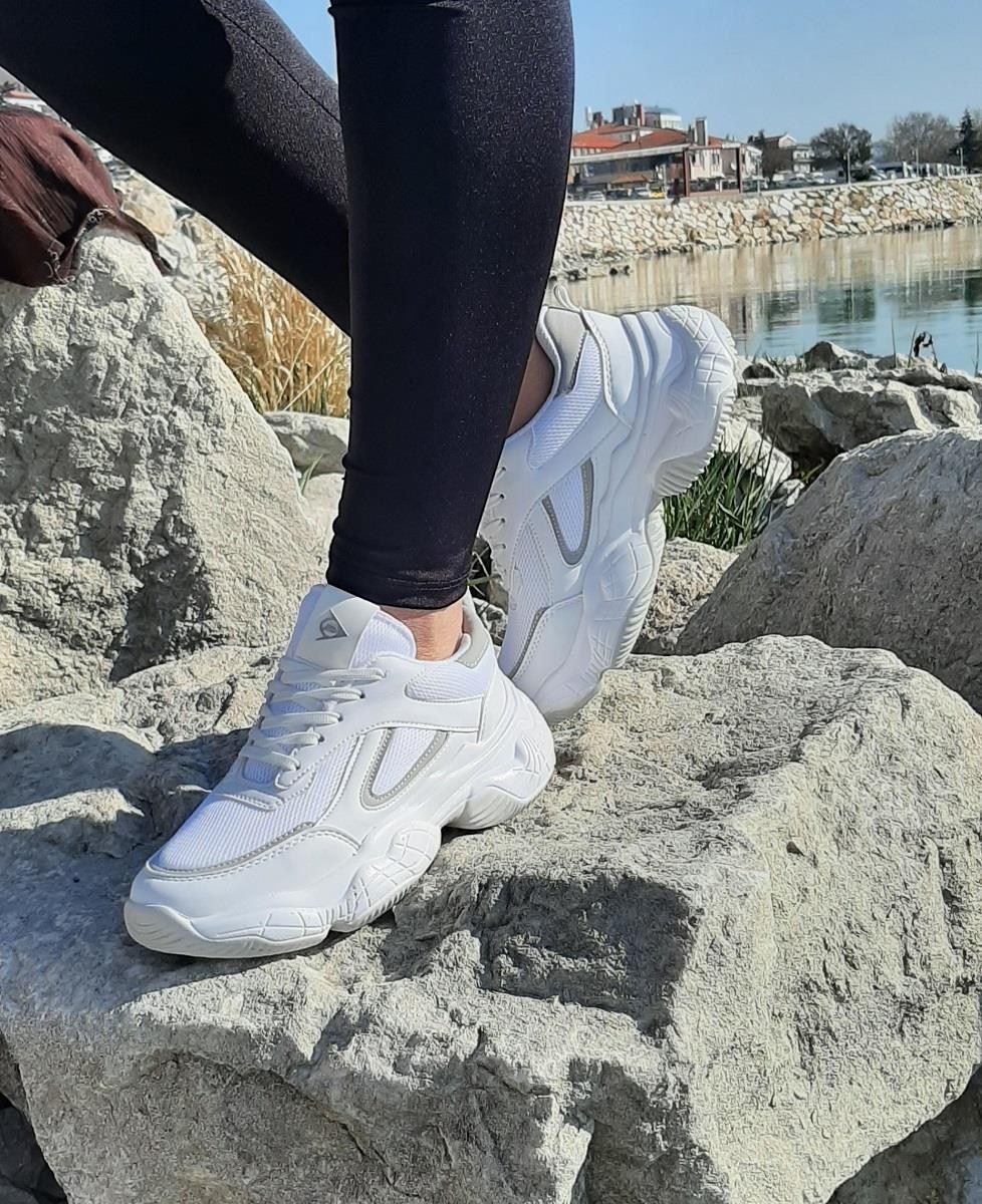 Dunlop 2323 Beyaz Fuspetli Kalın Taban Spor Ayakkabı