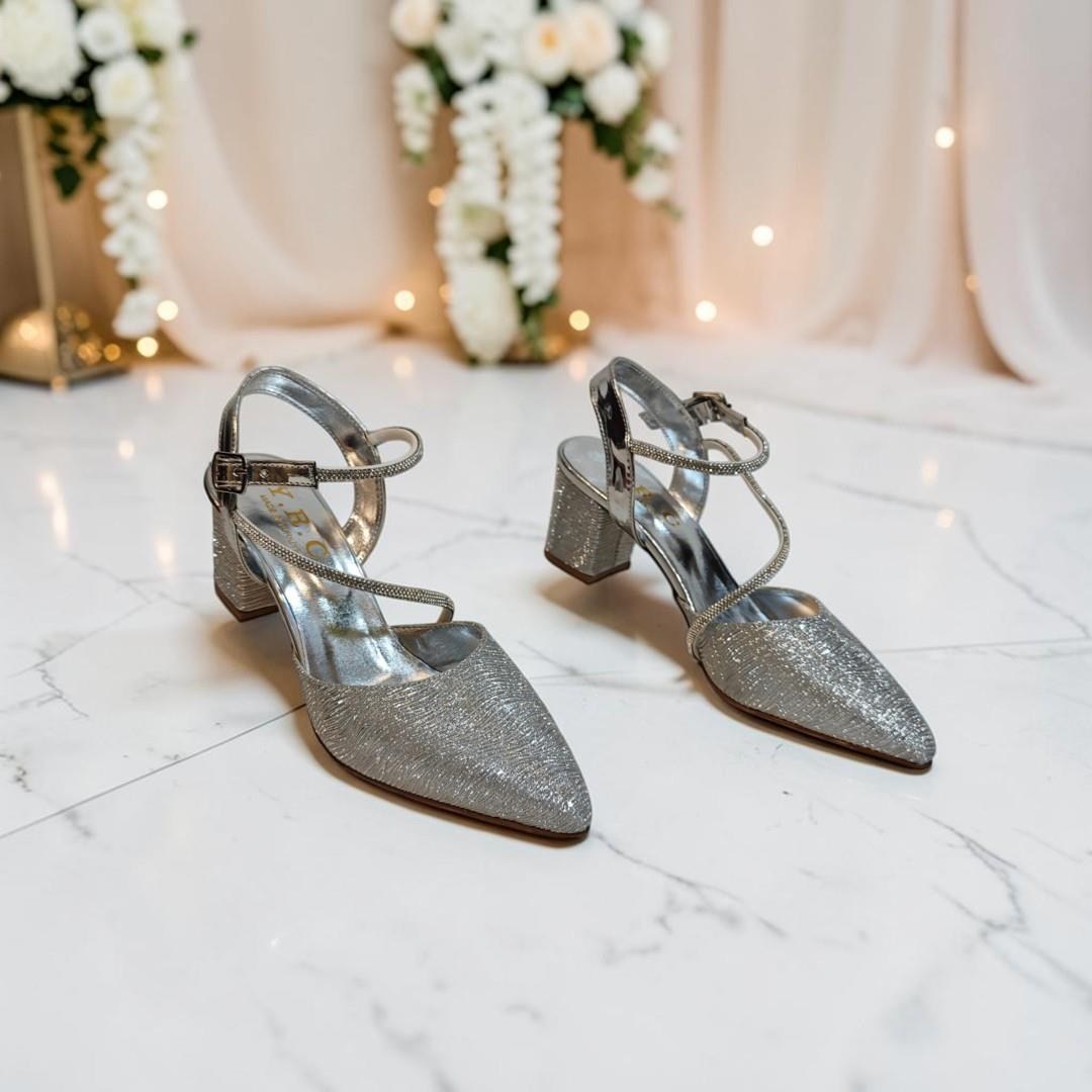 Fiyra 7012 Gümüş Simli taşlı Kalın Kare Topuk Abiye Stiletto Ayakkabı