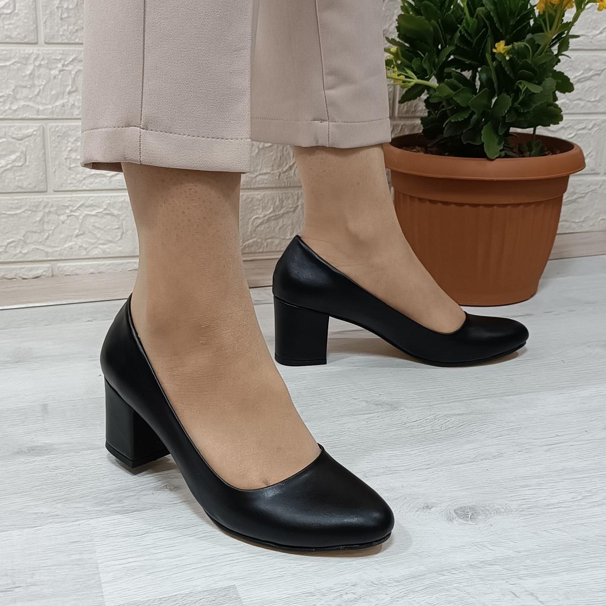 Fiyra 7028 Siyah 5cm Kare Topuklu Bayan Stiletto Ayakkabı