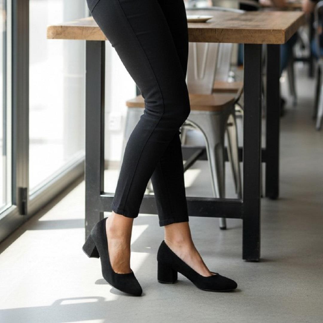 Fiyra 7028 Siyah Süet 5cm Kare Topuklu Bayan Stiletto Ayakkabı