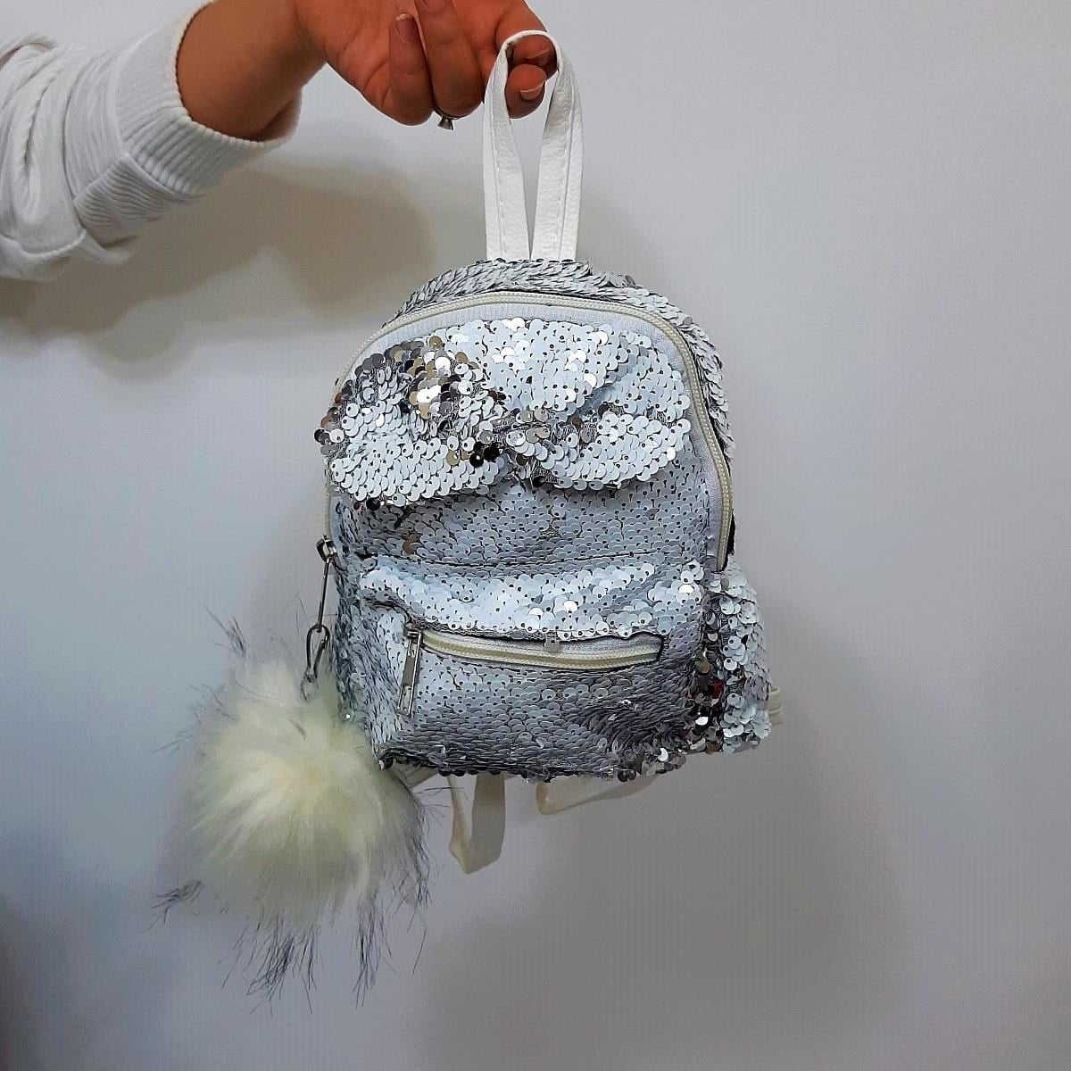 Fiyra crn Beyaz Pullu Kız Çocuk Sırt Çantası (16cmx20cmx10cm)