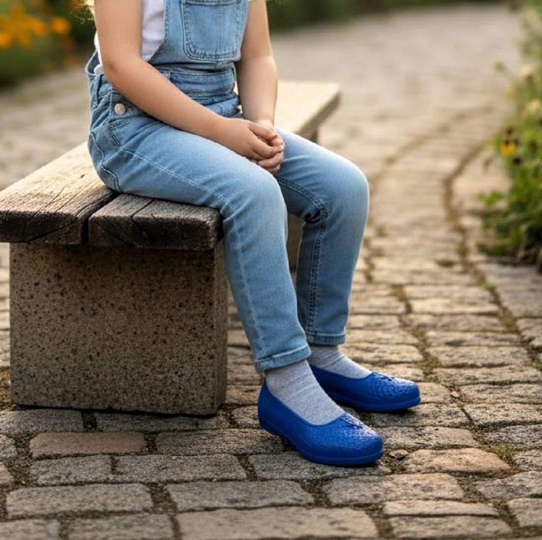 Fiyra Makosen Lacivert Plastik Naylon Kız Çocuk Ayakkabı