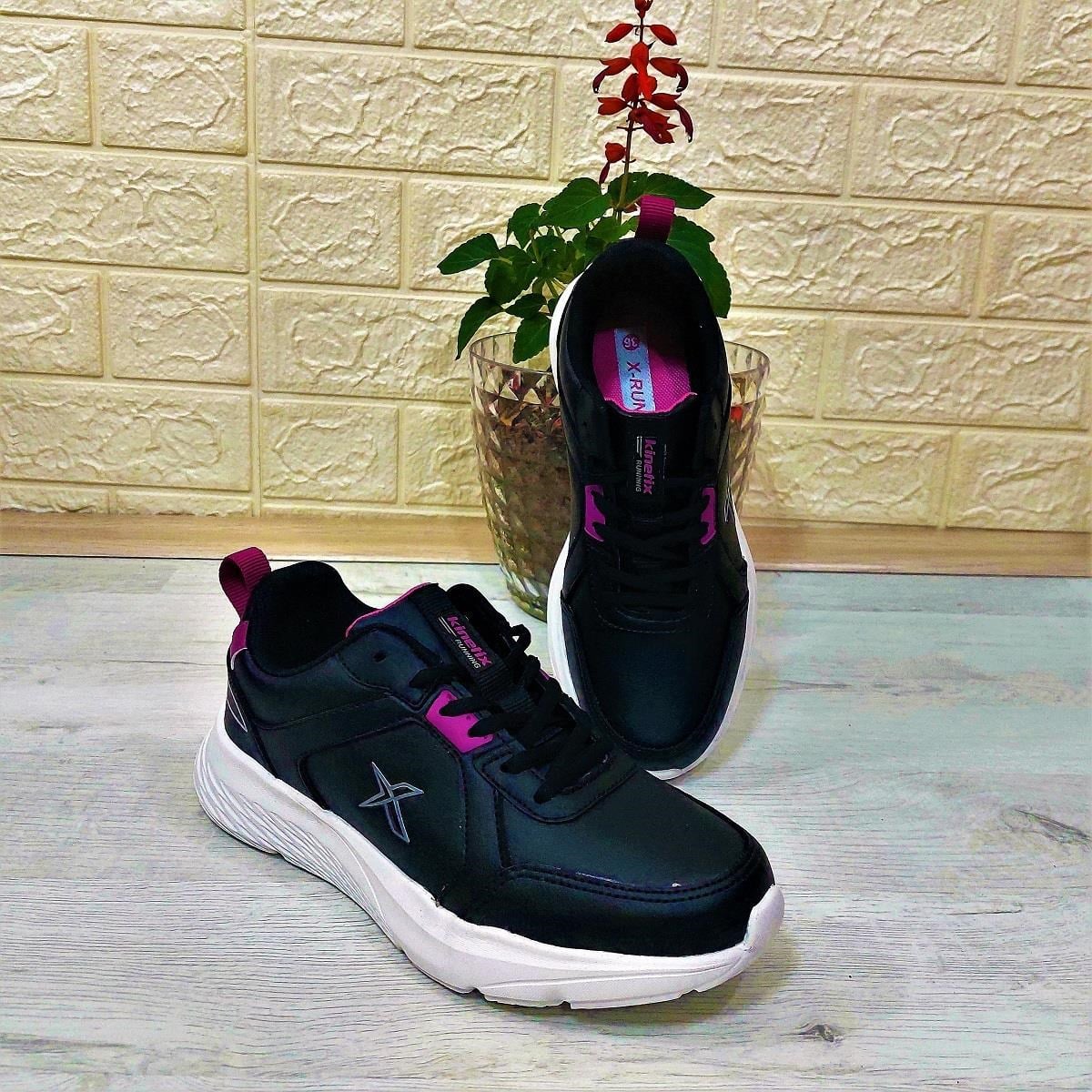 Kinetix Optımo Pu Siyah Fuspetli Comfort Atom Kadın Spor Ayakkabı