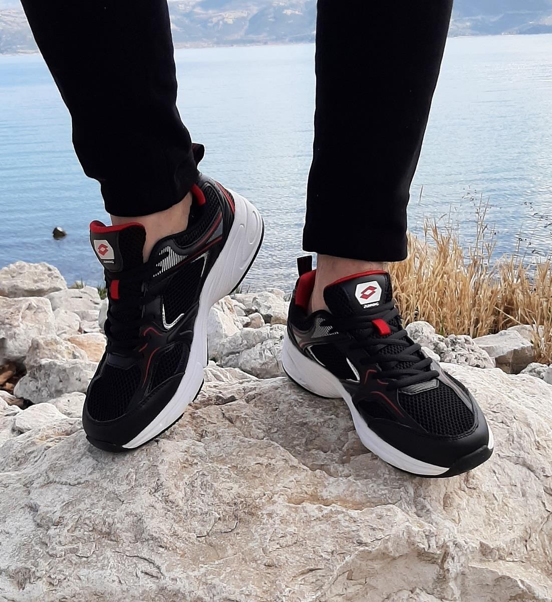 Lotto Athens Siyah-Kırmızı Hafızalı Ortopedik Hafif Spor Ayakkabı