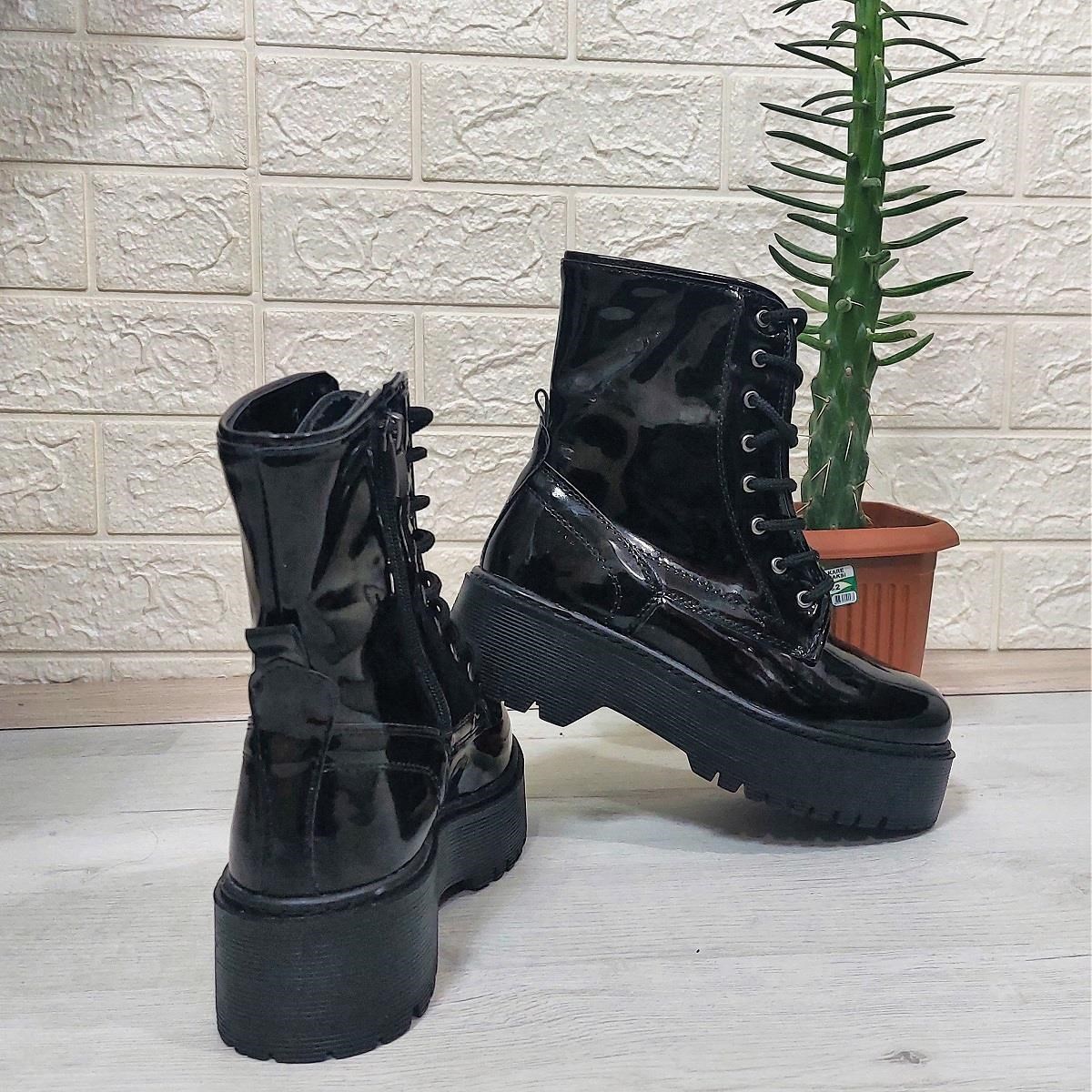 M.P 1425 Siyah Rugan 4cm Tabanlı İçi Tüylü Polar Parlak Kadın Bot