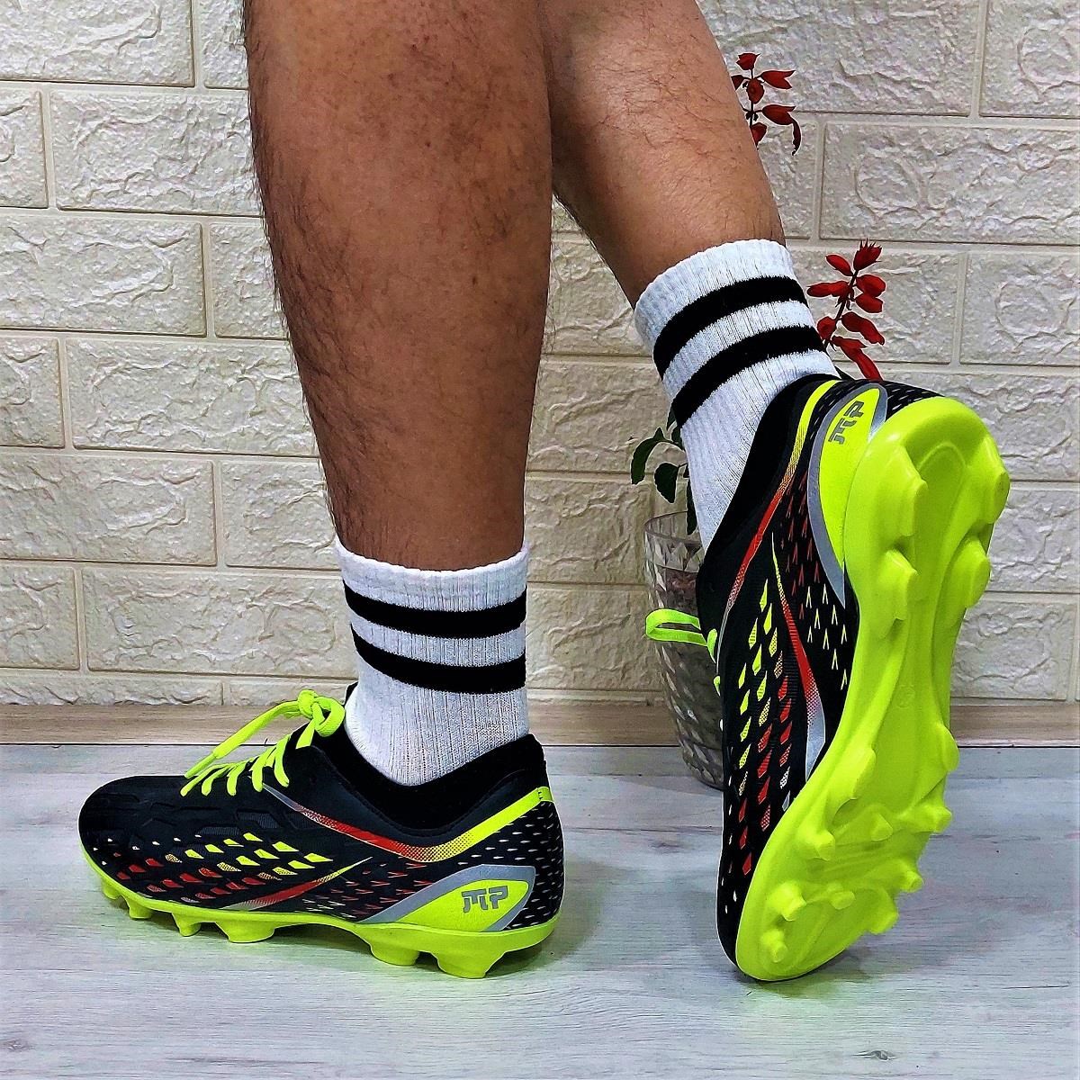M.P 1359 Siyah-Sarı Termal Likralı Krampon Futbol Ayakkabı
