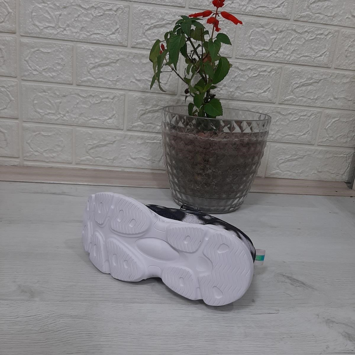 M.P One 3216 Siyah Simli Cırtlı Hafif Rahat Kız Çocuk Spor Ayakkabı