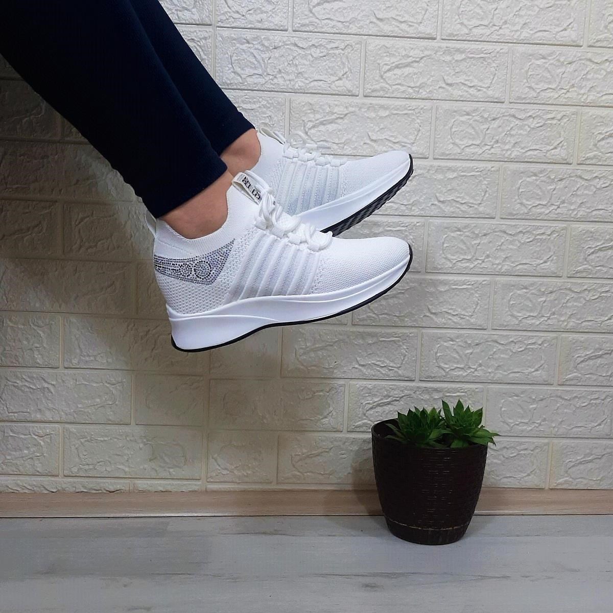 M.P 1669 Beyaz İçten Gizli Topuk (7cm) Taşlı Bayan Spor Ayakkabı