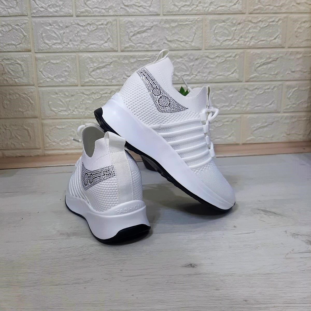 M.P 1669 Beyaz İçten Gizli Topuk (7cm) Taşlı Bayan Spor Ayakkabı