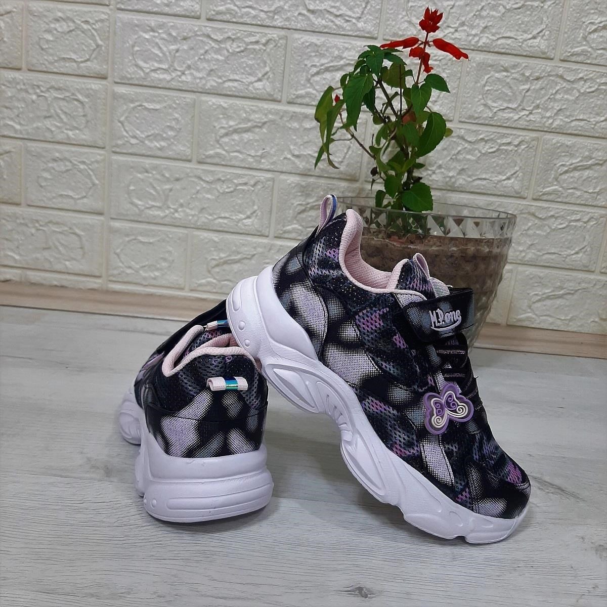 M.P One 3216 Siyah Simli Cırtlı Hafif Rahat Kız Çocuk Spor Ayakkabı
