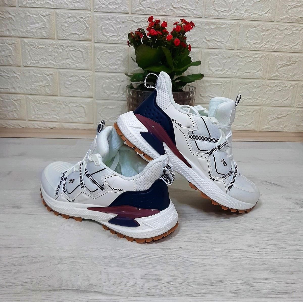 M.P. 1642 Beyaz Memoryfoam Kaydırmaz Rahat Spor Ayakkabı