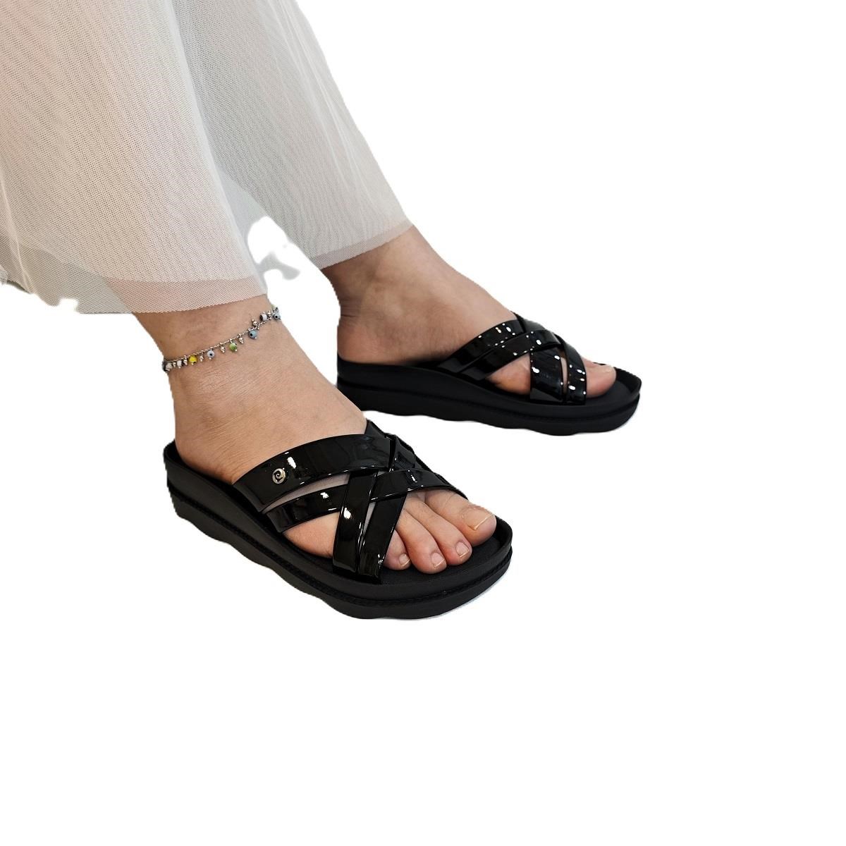 Pierre Cardin 7485 Siyah Rugan Bayan Terlik