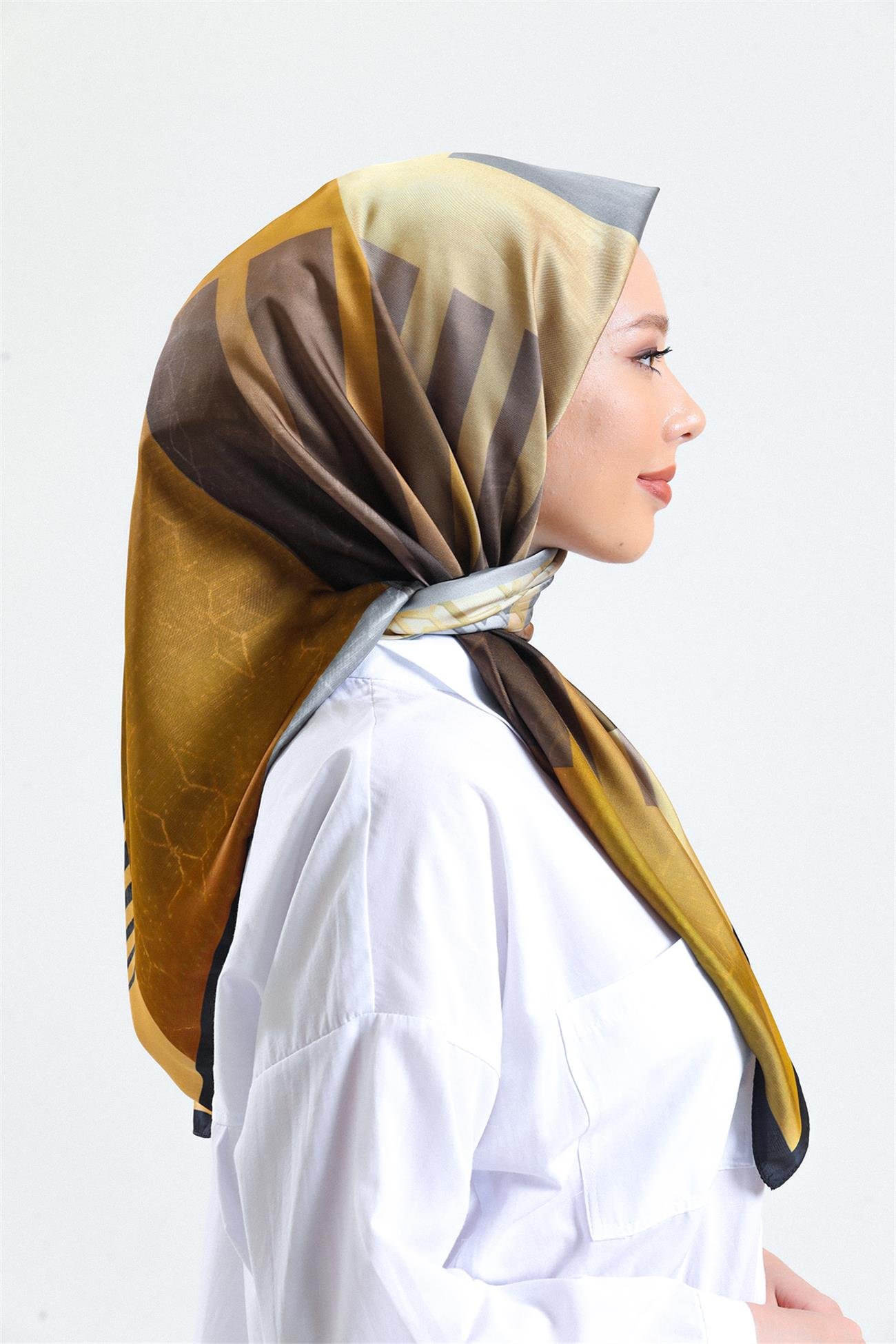 KARACARAYON EŞARPKaraca Rayon Eşarp - SİYAH/GOLD