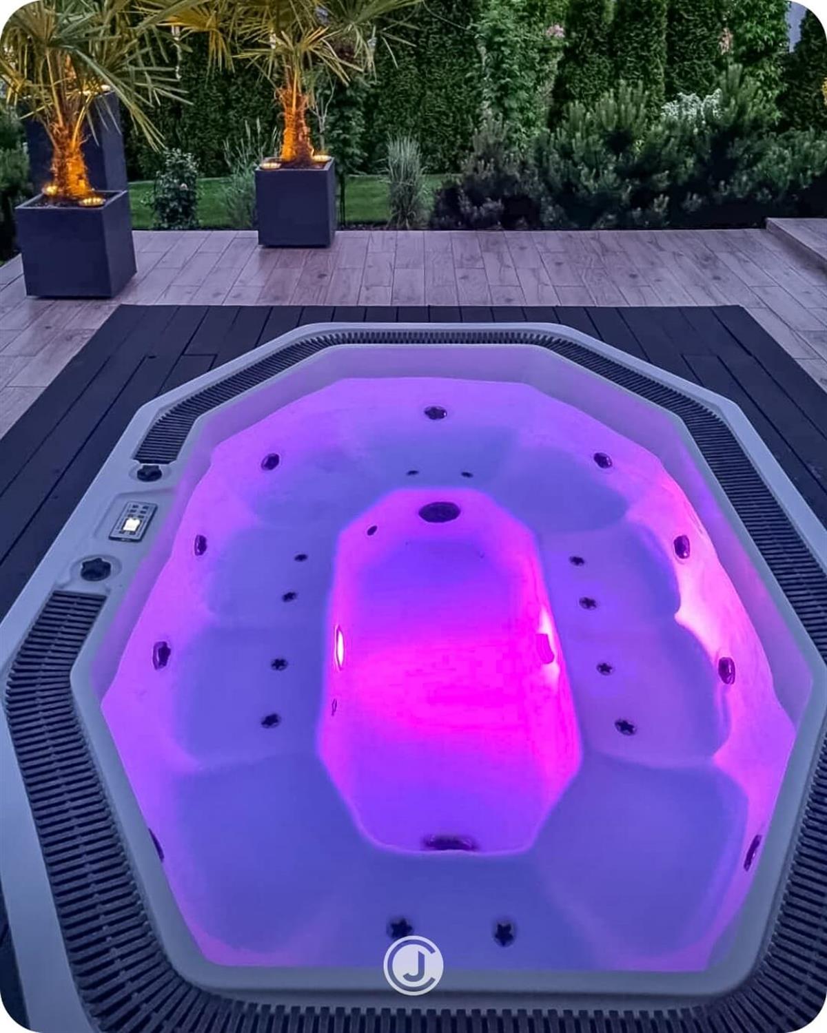 Dış Mekan Isıtmalı 10 Kişilik Bahçe ve Teras Spa Jakuzi 294X193X98 (h) cm