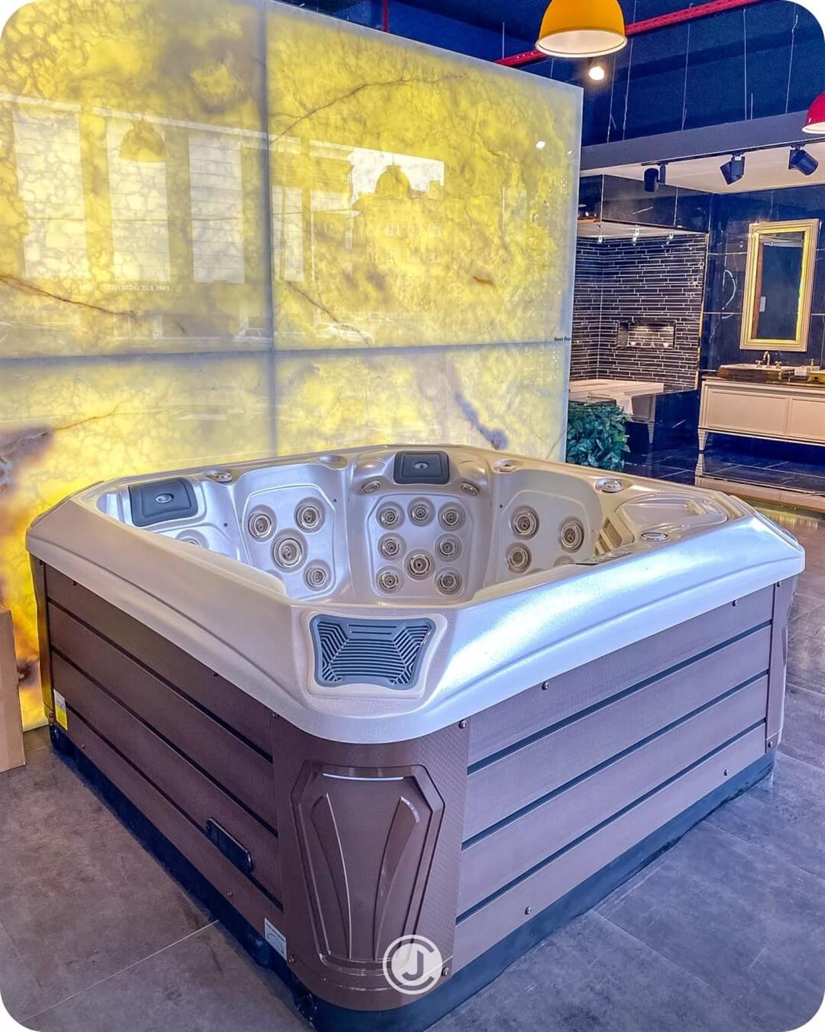 Dış Mekan Isıtmalı 5 Kişilik Bahçe ve Teras Spa Jakuzi 200x200X93 (h)