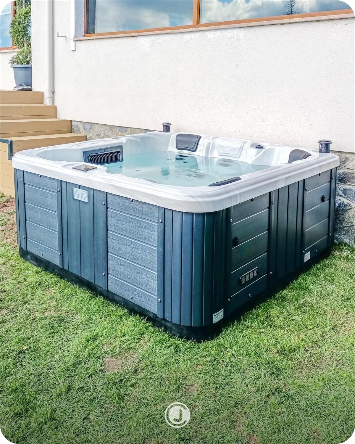 Dış Mekan Isıtmalı 5 Kişilik Bahçe ve Teras Spa Jakuzi 200x200X85 (h) cm
