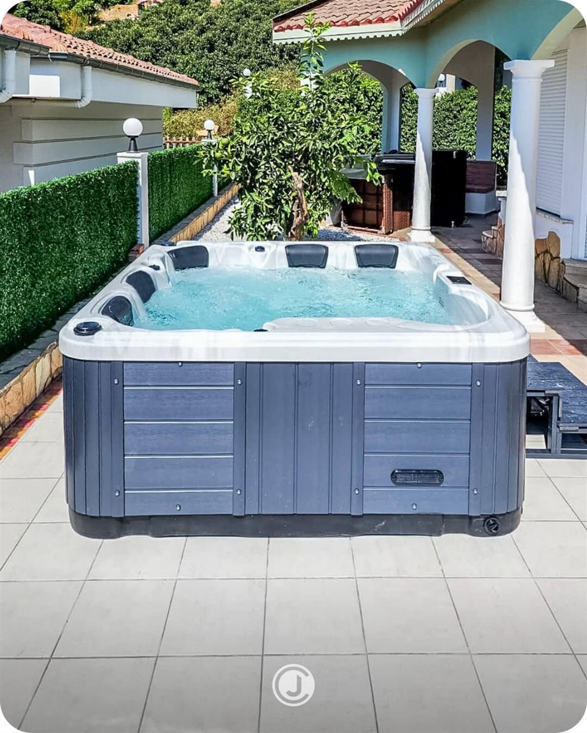 Dış Mekan Isıtmalı 6 Kişilik Bahçe ve Teras Spa Jakuzi 200x200X85 (h) cm