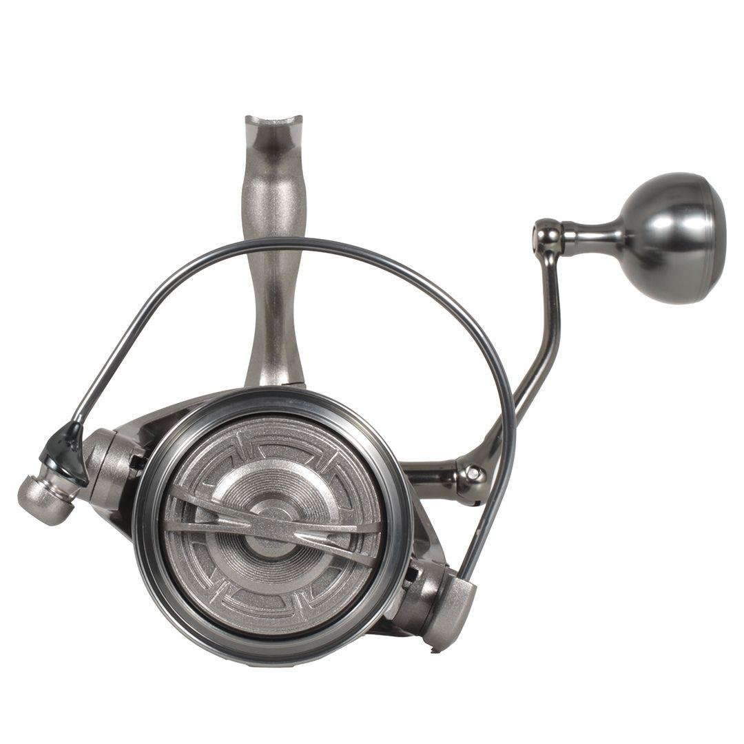 Ryuji Momentum 6000 Grey Silver 11+1BB Surf Makara