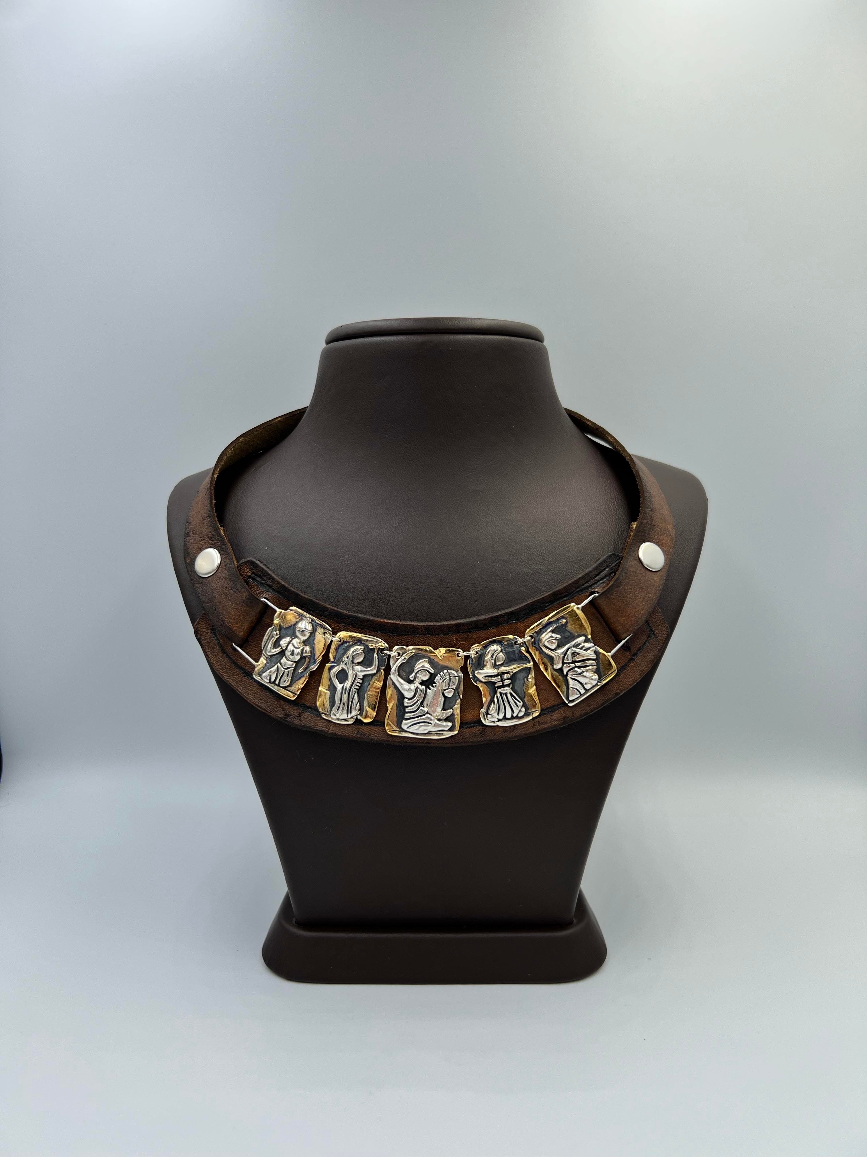 AMAZON KADINLARI DERİ GERDANLIK