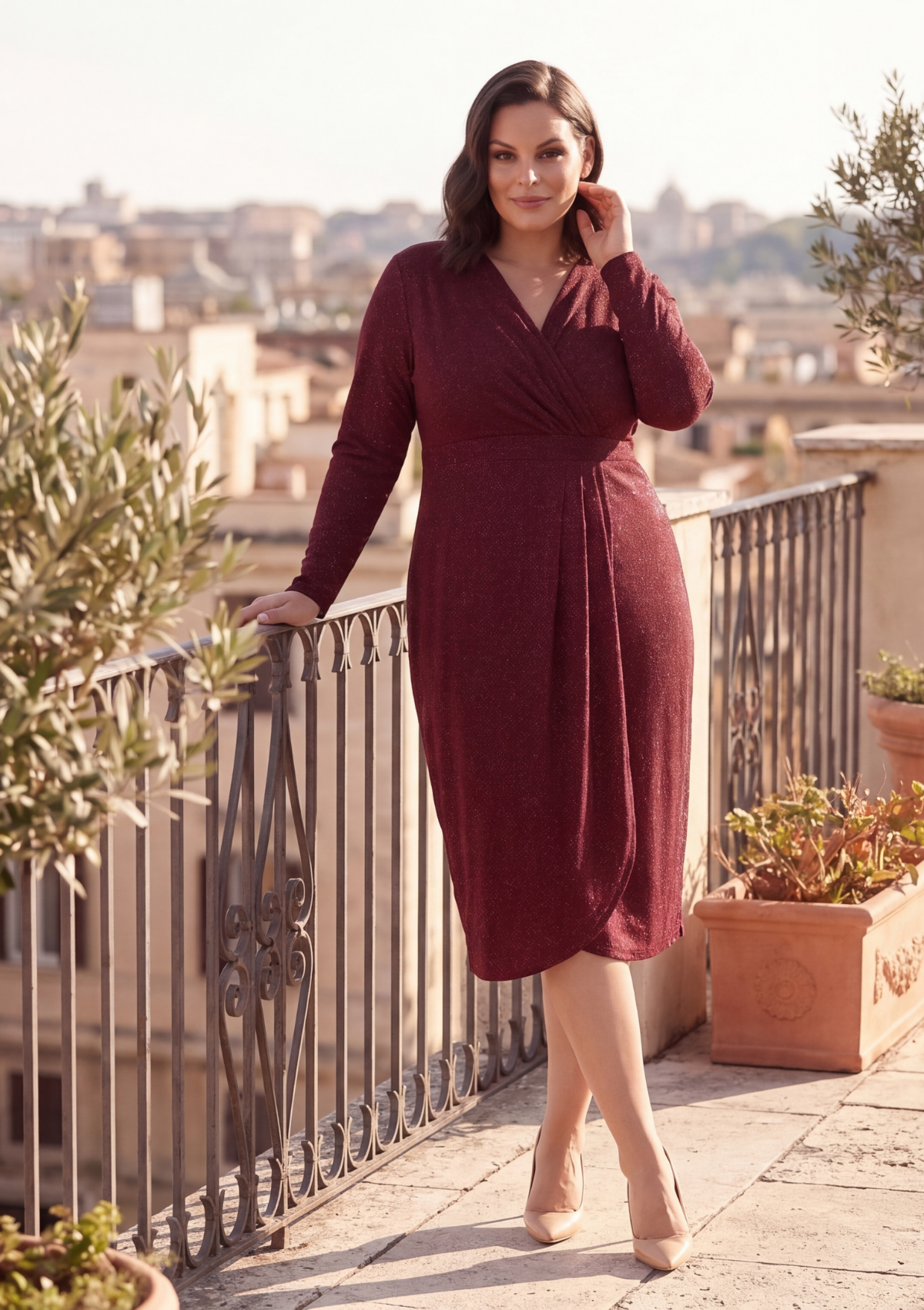 Büyük Beden Bordo Renkli Kruvaze Yaka Likralı Simli Abiye Elbise