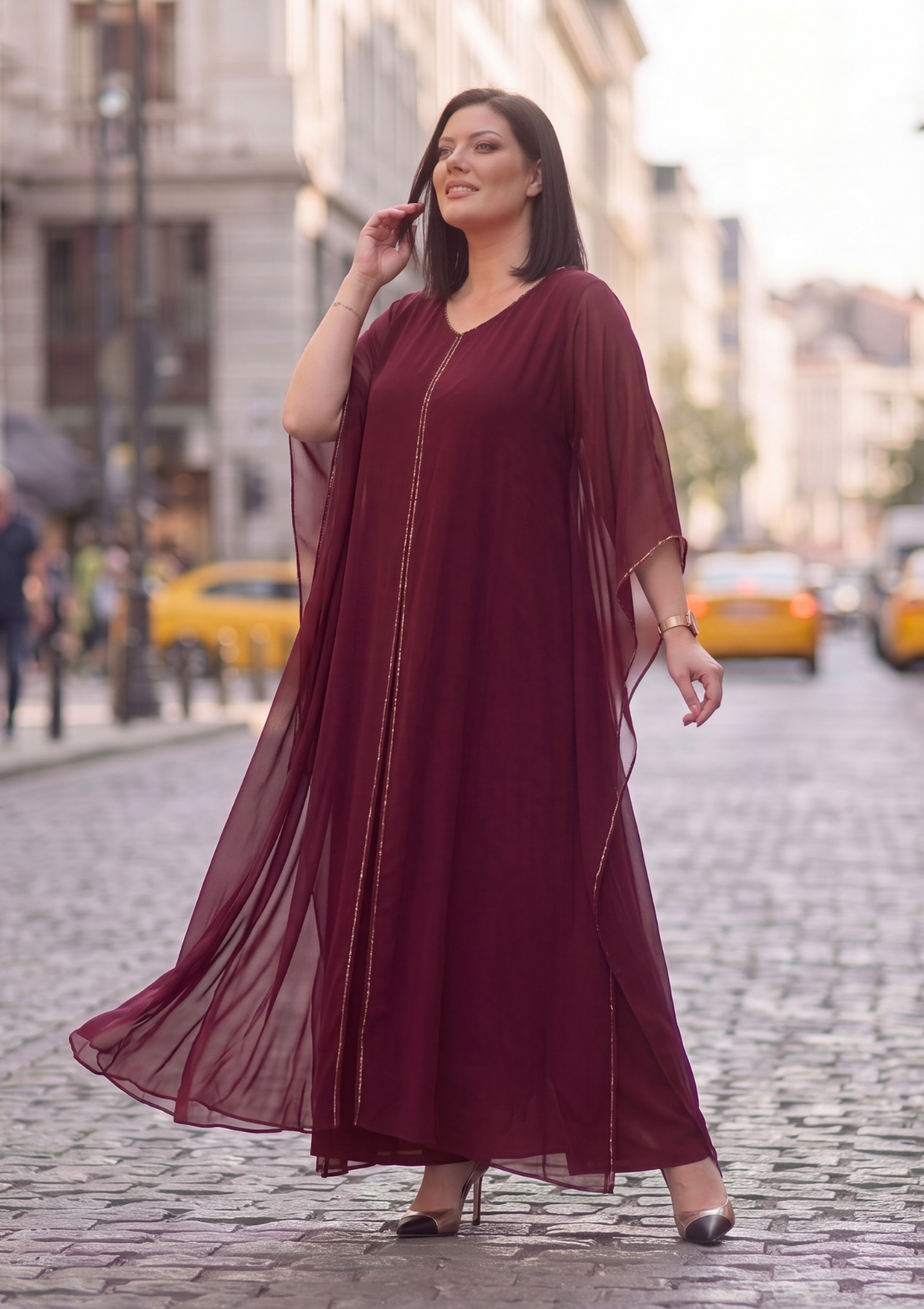 Büyük Beden Bordo Renkli Pelerin Detaylı Abiye Tulum
