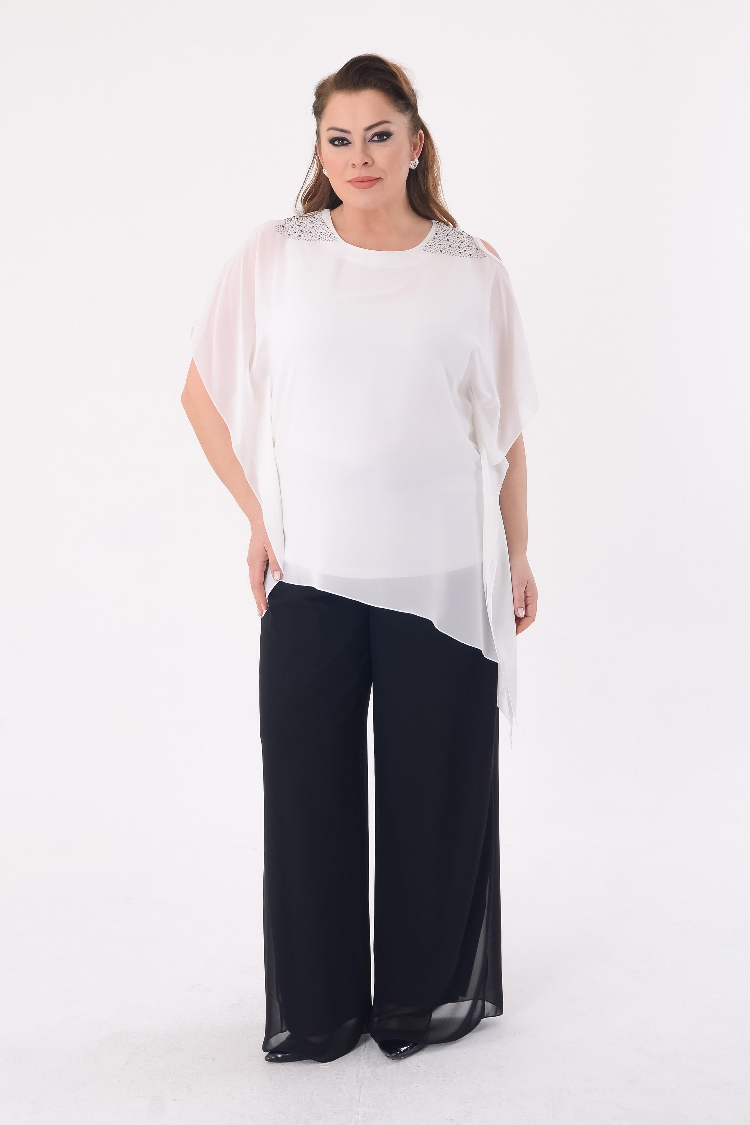 Büyük Beden Krem Renkli Asimetrik Kesim Şifon Bluz