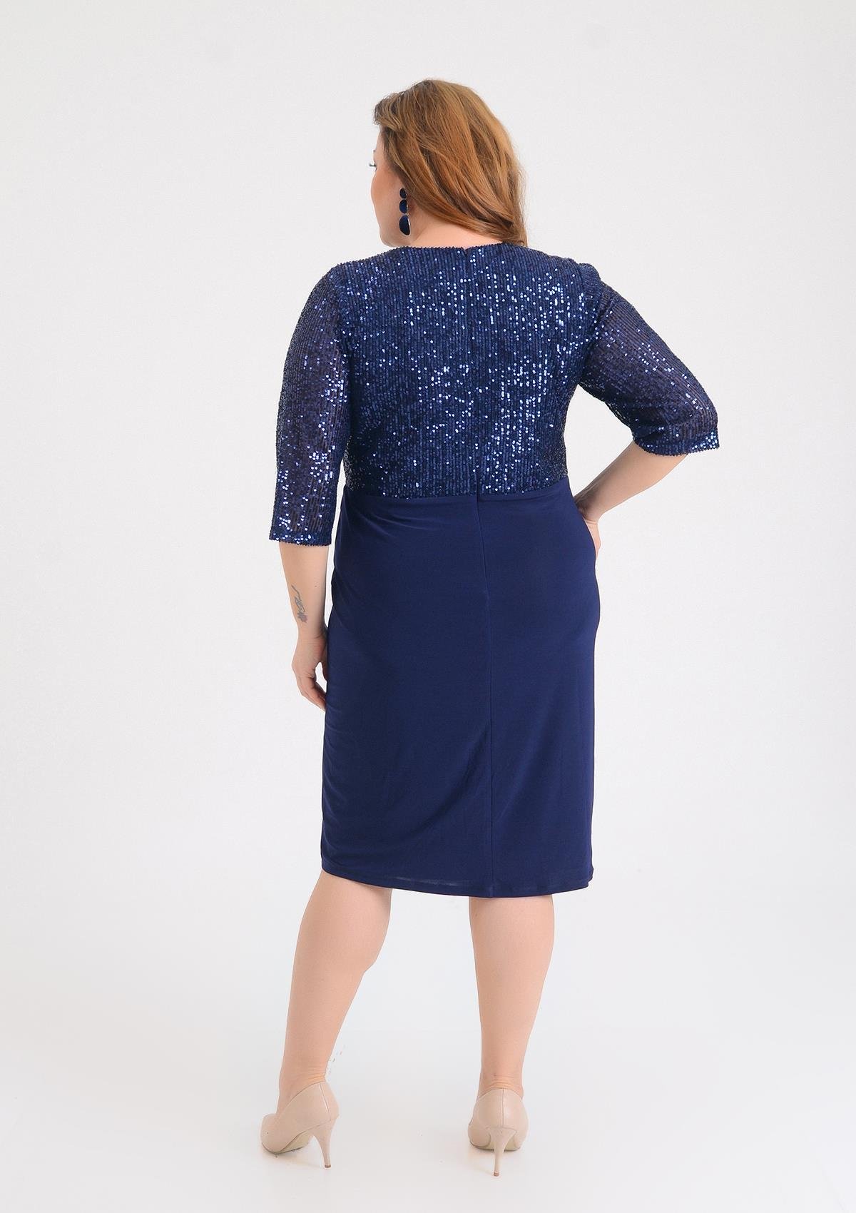 Büyük Beden Lacivert Renkli Kruvaze Yaka Likralı Pul payetli Abiye Elbise