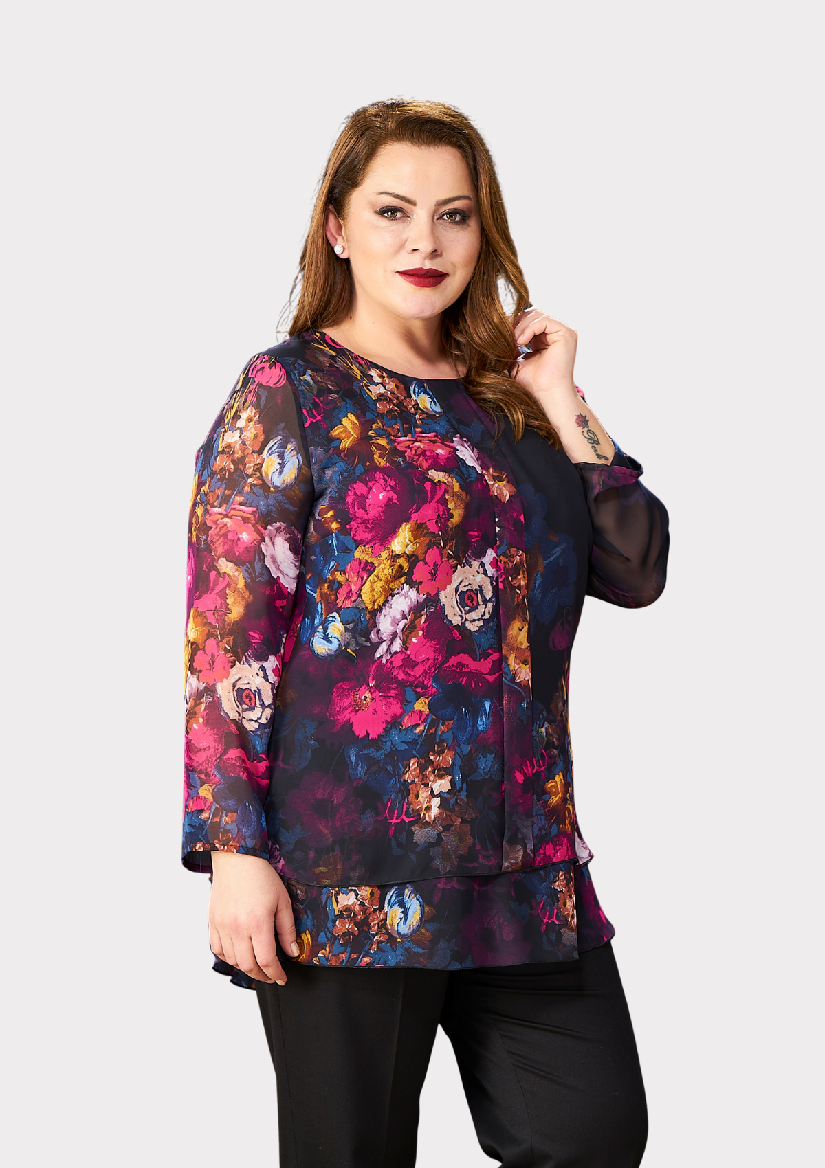 Büyük Beden Pembe Renkli Çiçekli Şifon Bluz