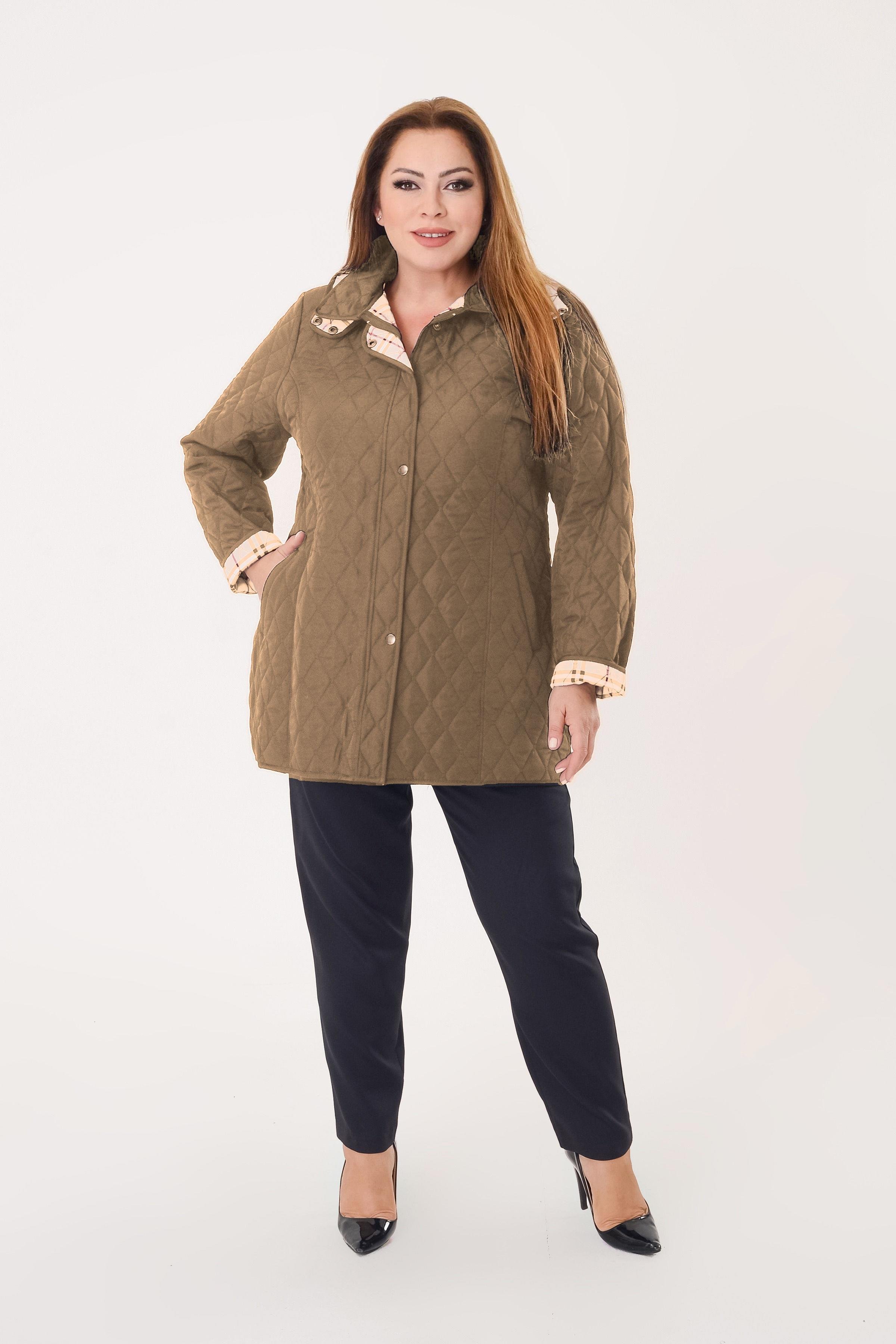 Büyük Beden Vizon Renk İçi Ekose Desenli Kapitone Mont