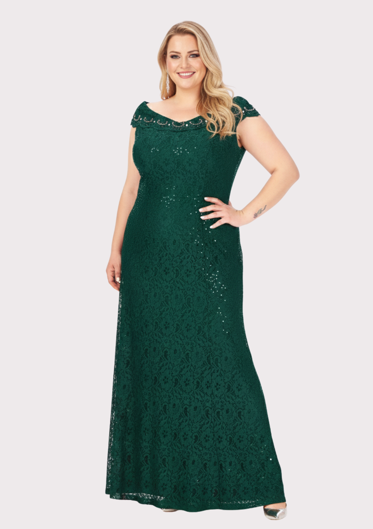 Büyük Beden Yeşil Renkli DantelBüyük Beden Abiye Elbise