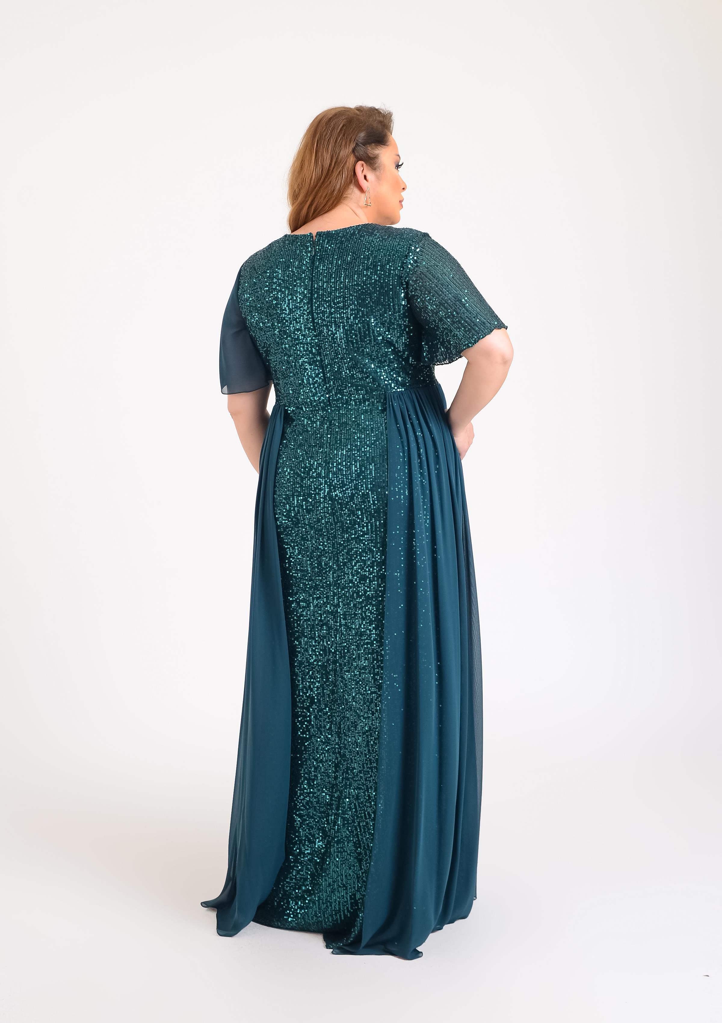 Büyük Beden Yeşil Renkli Pul Payetli Uzun Abiye Elbise