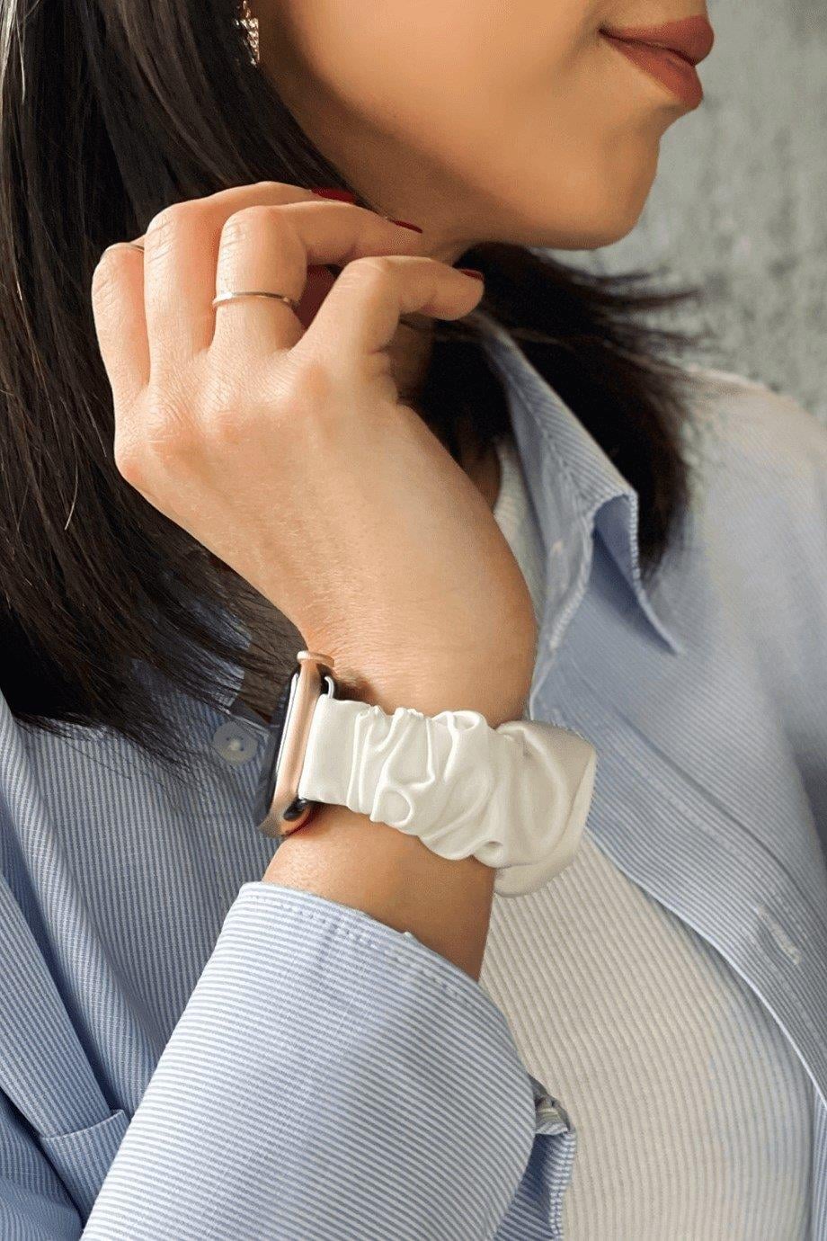 Apple Watch Beyaz Kordon 44mm