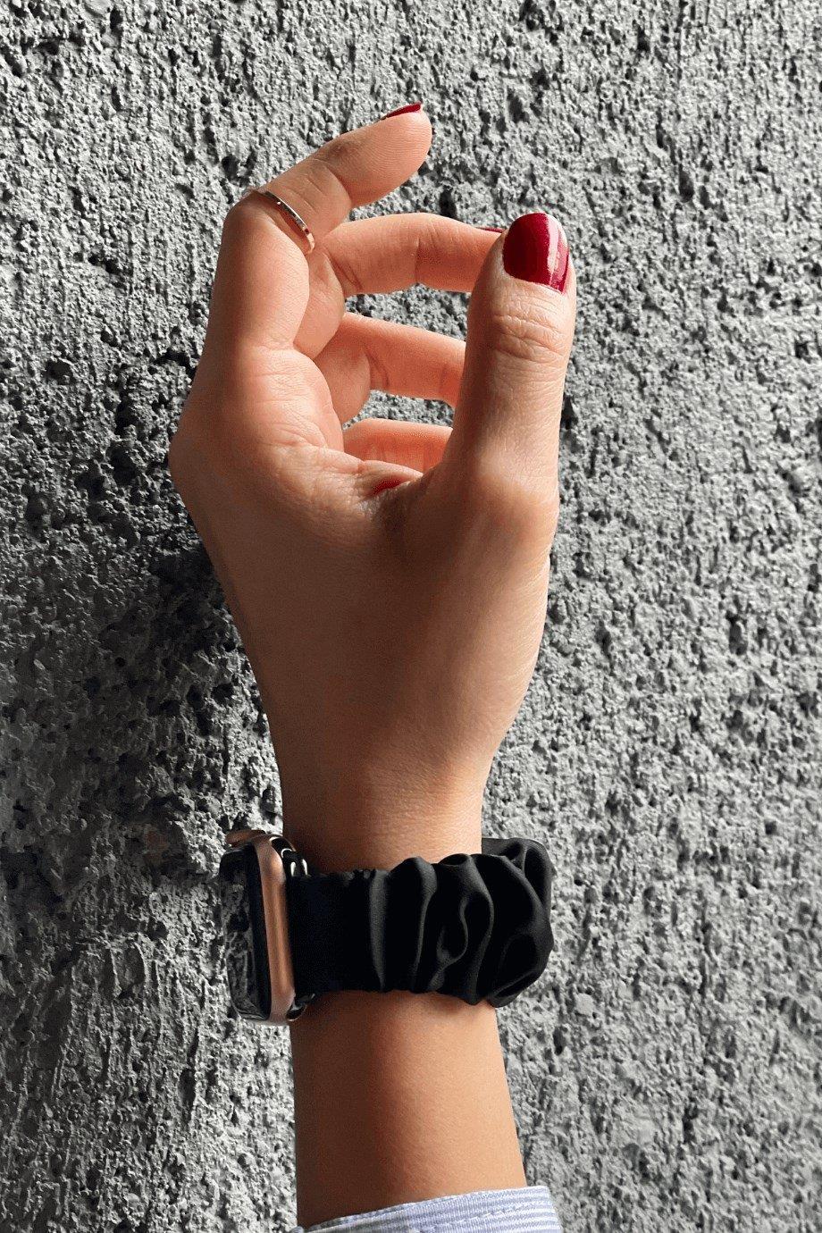 Apple Watch Siyah Kordon Fiyatları