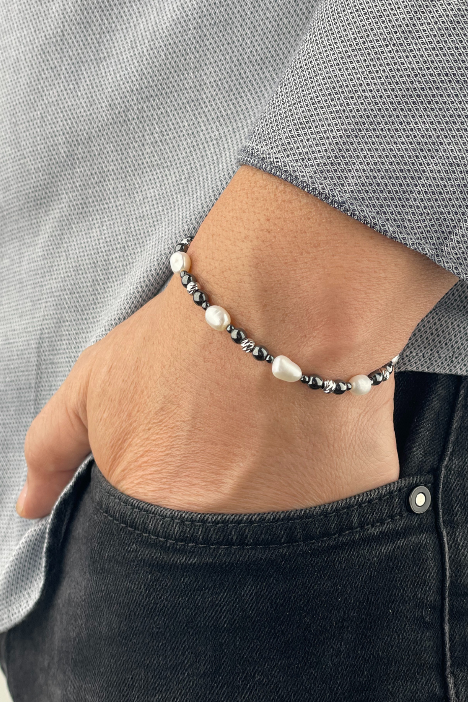 İnci taneleri kolye ve bileklik seti