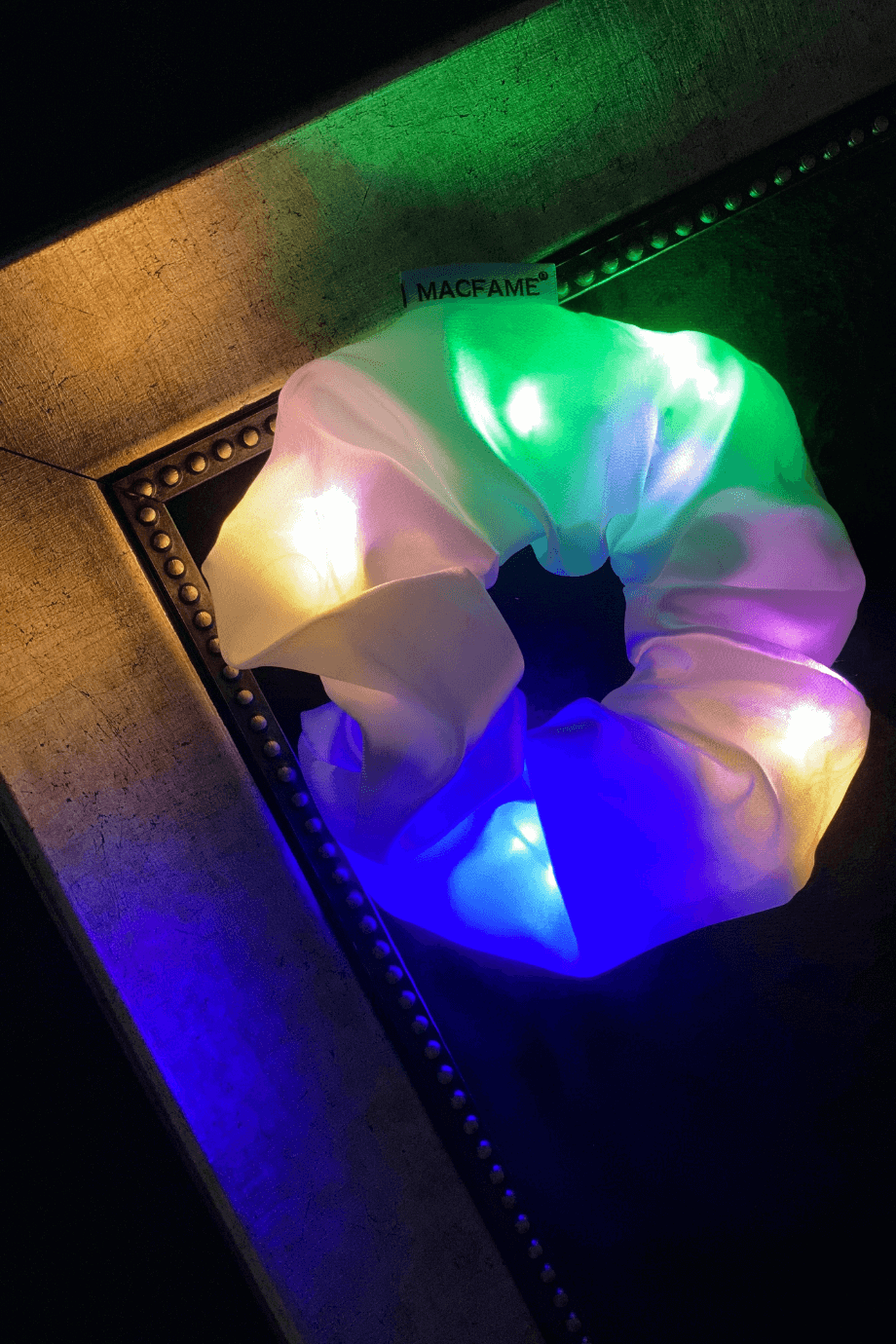 Saten Işıklı Toka Modelleri