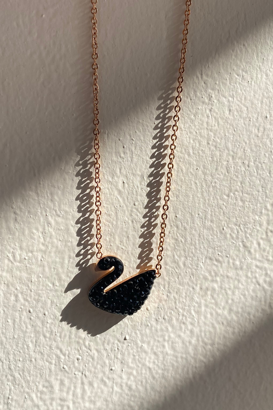 Siyah Kuğu Zincir Kolye