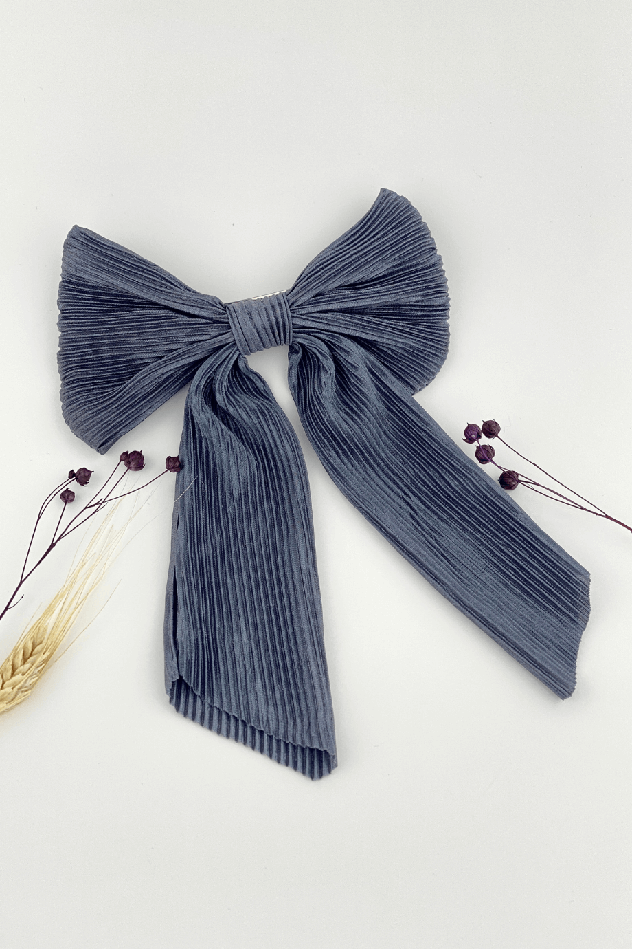 Kuyruklu Pilise Fiyonk Toka Gri