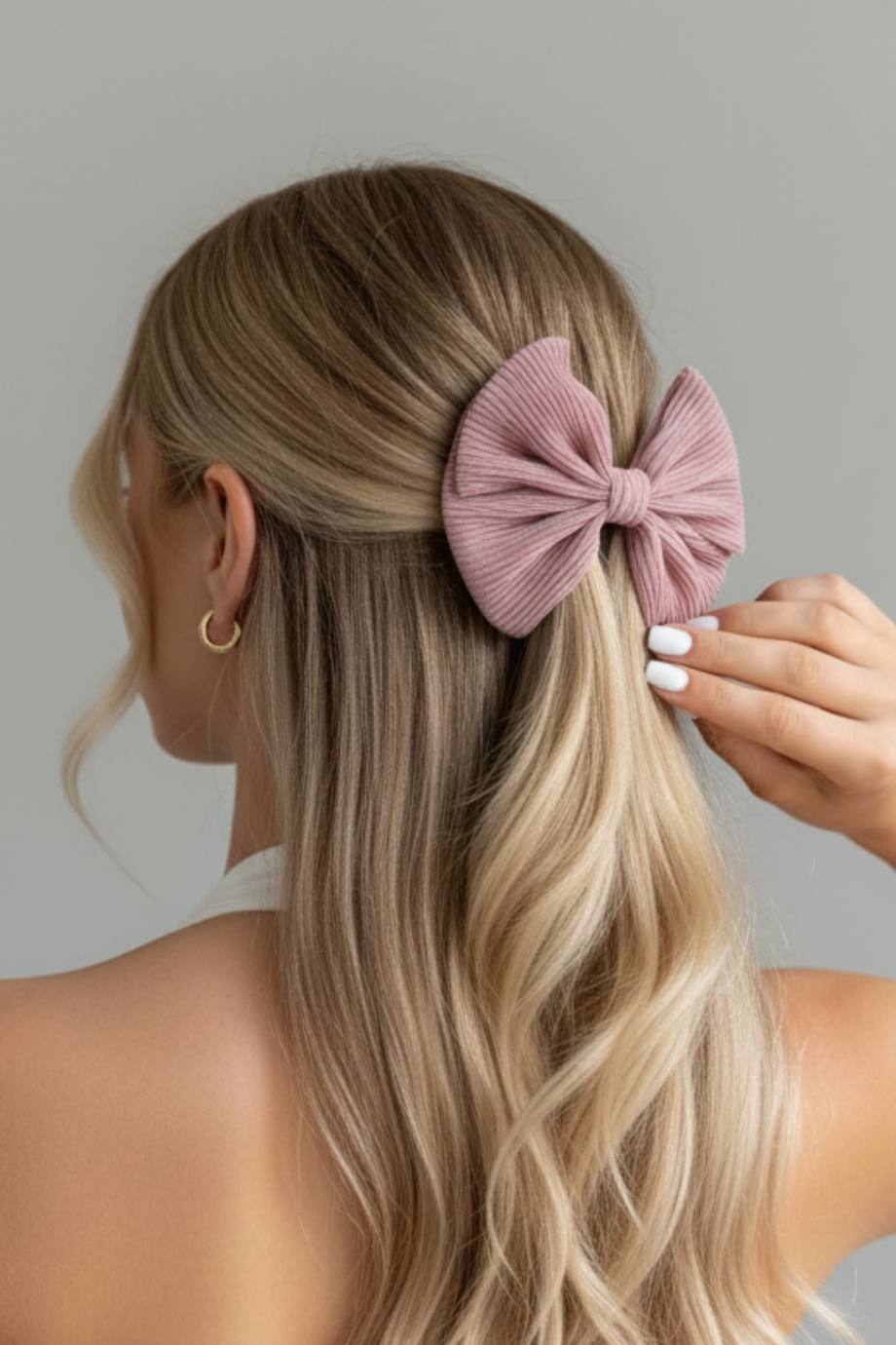 Piliseli Fiyonk Klipsli Toka Pudra