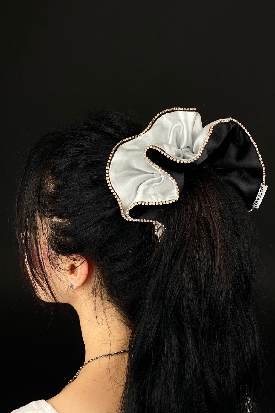 Taşlı Büyük Saten Scrunchie Lastik Toka Beyaz