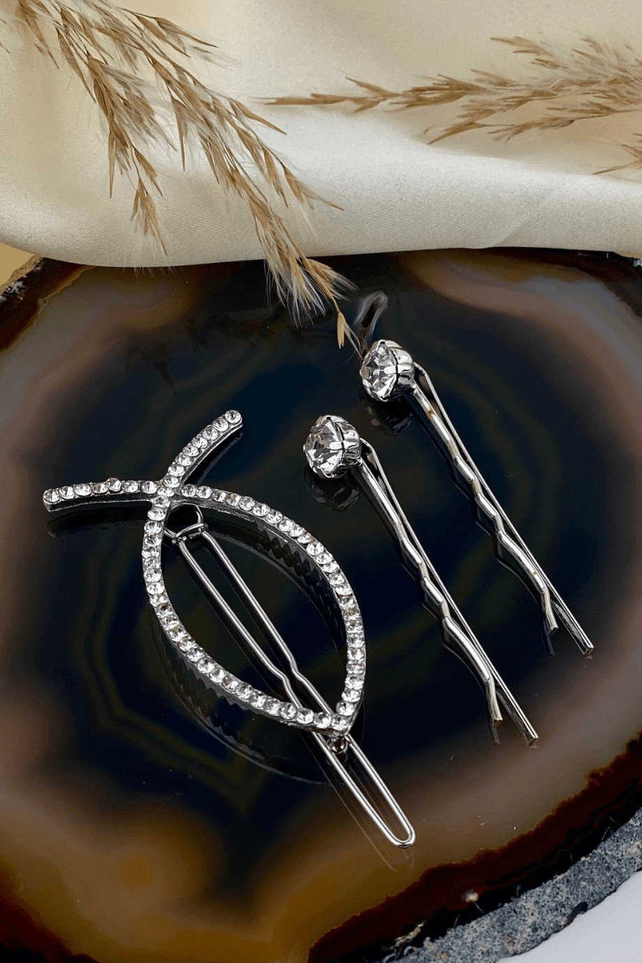 Tokasepeti Taşlı Balık Detaylı Üçlü Yan Toka Seti Lame