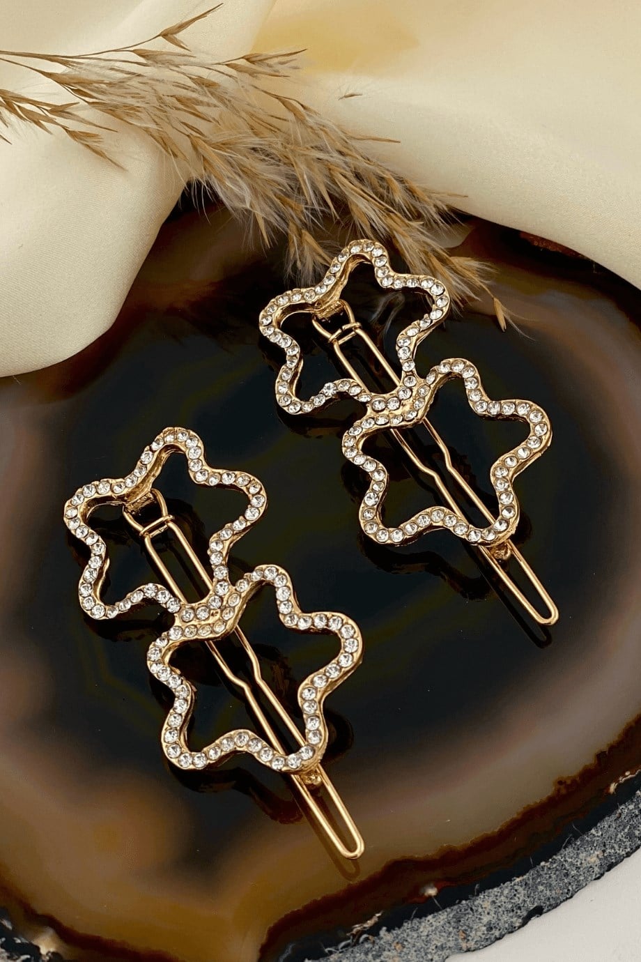 Yıldız Detaylı Taşlı İkili Yan Toka Seti Dore