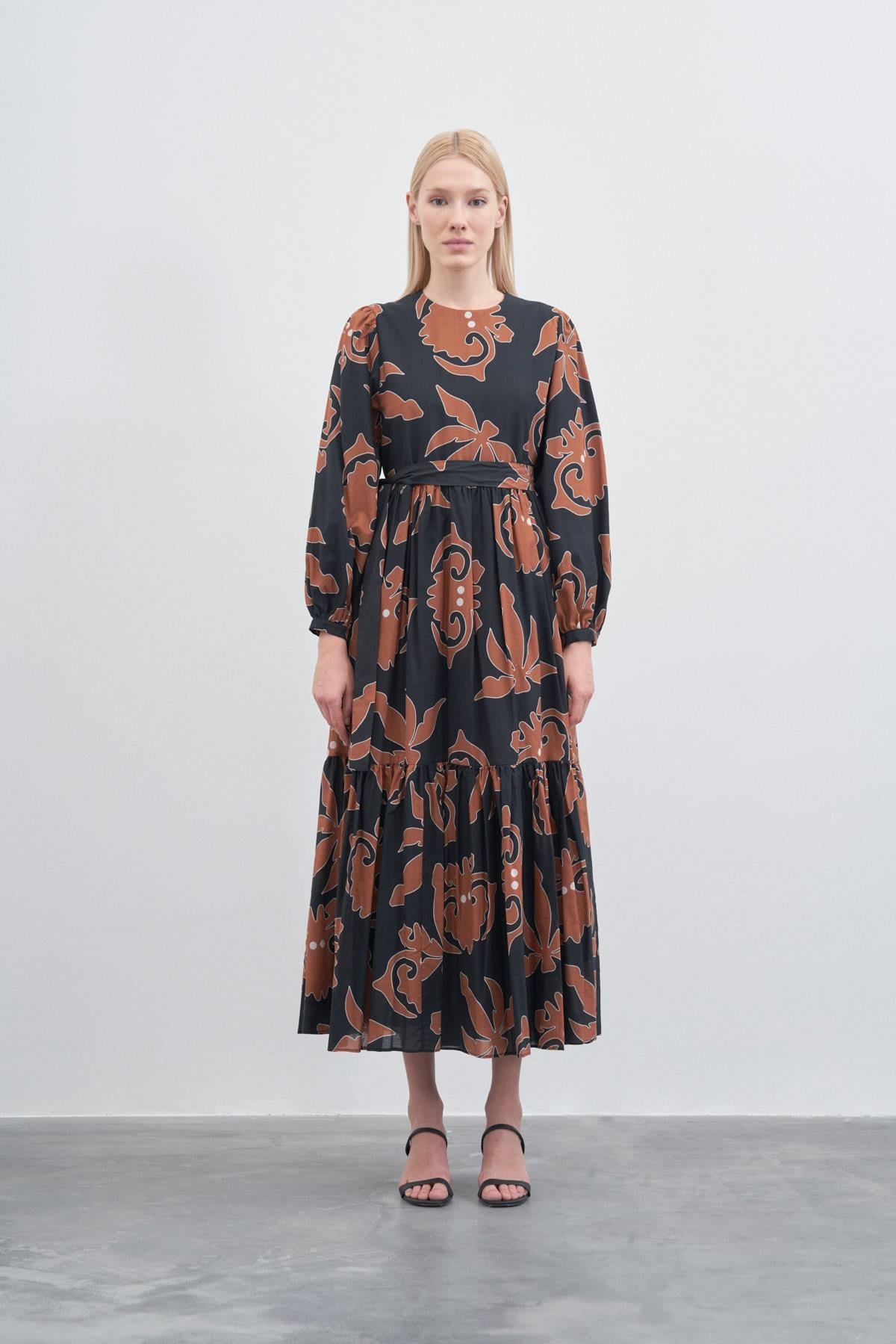 BLOOM PATTERNED VOAL SINGLE-LAYER DRESS BLACK